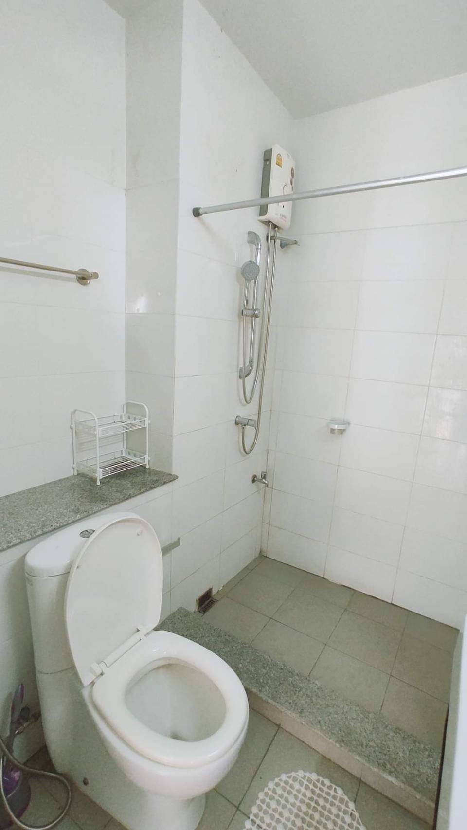 เช่า / ขาย คอนโด Bliz Condominium Rama 9 - Hua Mak บลิซ คอนโดมิเนียม พระราม 9 – หัวหมาก ( ใกล้ รถไฟฟ้าสายสีเหลือง สถานีหัวหมาก400เมตร , Airport Link หัวหมาก500เมตร )