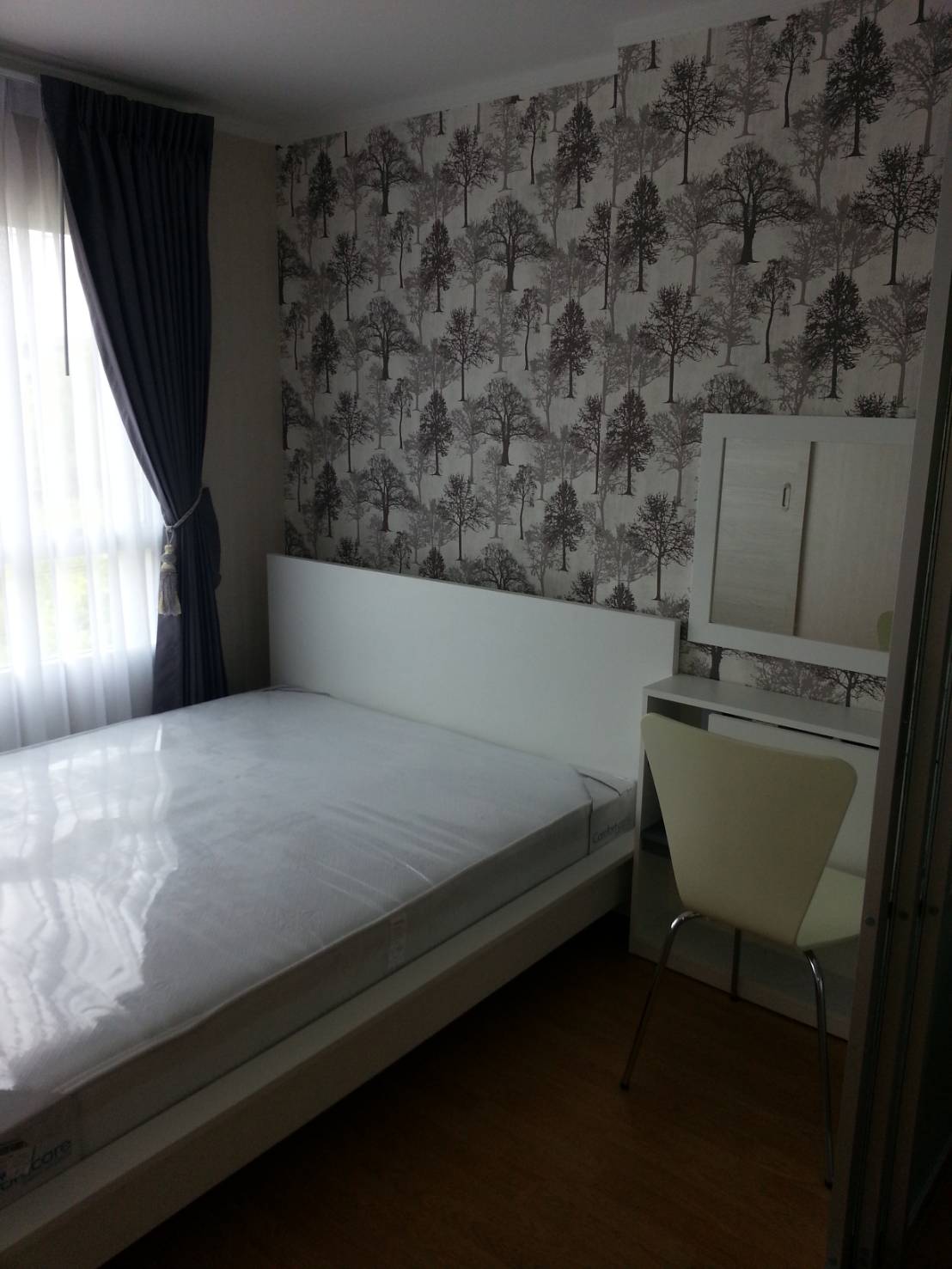 ให้เช่าคอนโด Lumpini Place Srinakarin - Huamak Station (ลุมพินี เพลส ศรีนครินทร์-หัวหมาก สเตชั่น) 1 ห้องนอน 1 ห้องน้ำ ขนาด 26 ตร.ม.