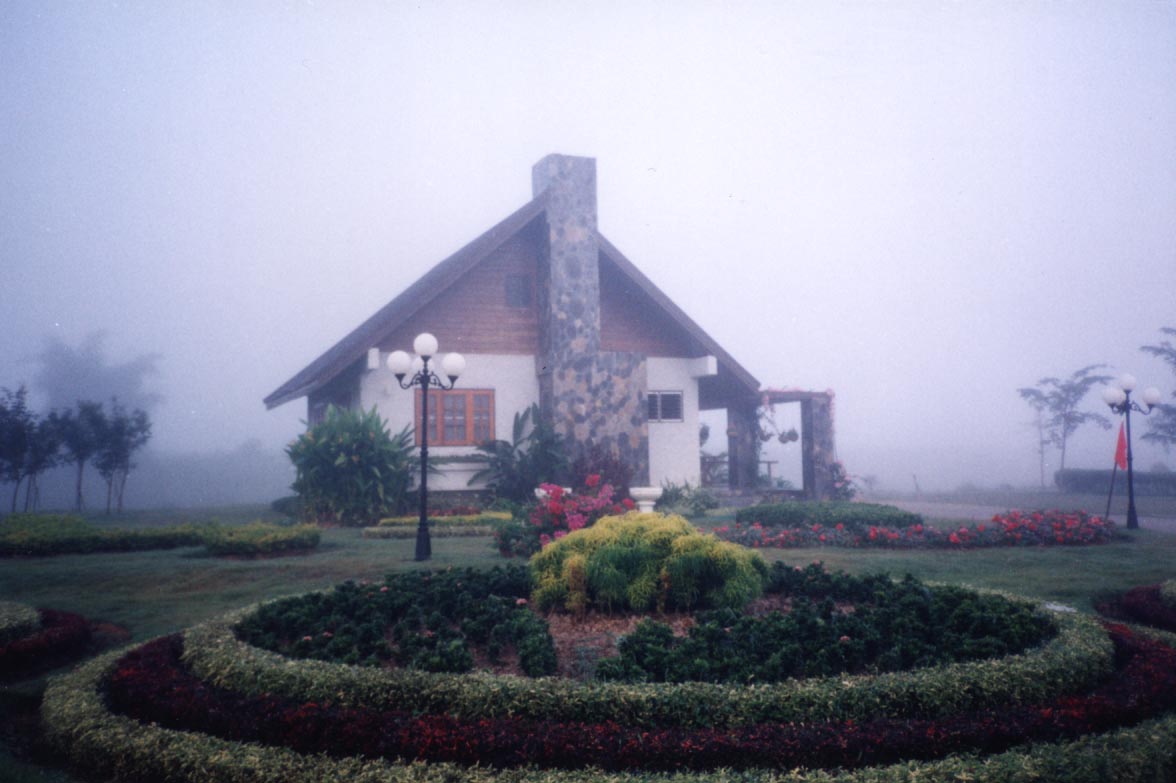 ขายโครงการบ้านจัดสรร จังหวัด เชียงราย พื้นที่ 383 ไร่ โครงการริมอิง คันทรีคลับ ตั้งอยู่ท่ามกลางขุนเขา ทะเลหมอก