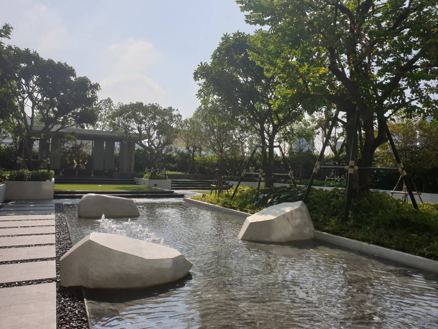 ปล่อยเช่าคอนโดหรูย่านเพลินจิต คอนโด Life One Wireless (ไลฟ์ วัน ไวร์เลส) ขนาด 24 ตรม ห้อง1/1135 ชั้น 35 วิวทิศคลอง