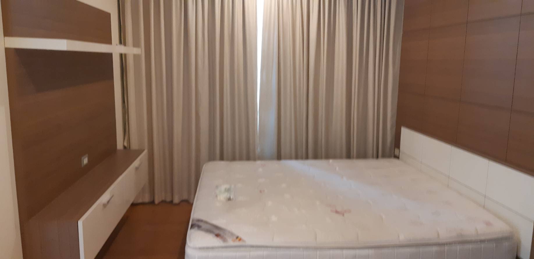 ให้เช่าคอนโด Wind Sukhumvit 23 (วินด์ สุขุมวิท 23) 1 ห้องนอน 1 ห้องน้ำ ชั้น 8 ขนาด 53 ตรม.ห้องแต่งครบพร้อม