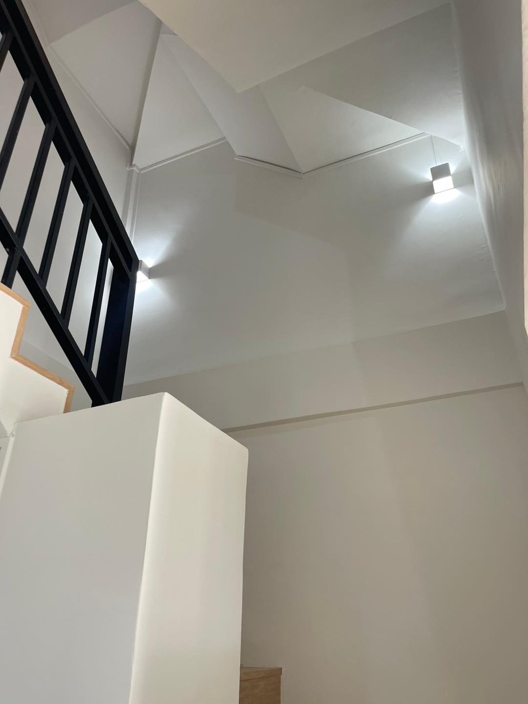 ขายทาวน์โฮม 3 ชั้น โครงการหมู่บ้านลัลลี่วิลล์ ลำลูกกา-คลอง 1 ราคาเพียง 2,290,000 บาท ฟรีโอน