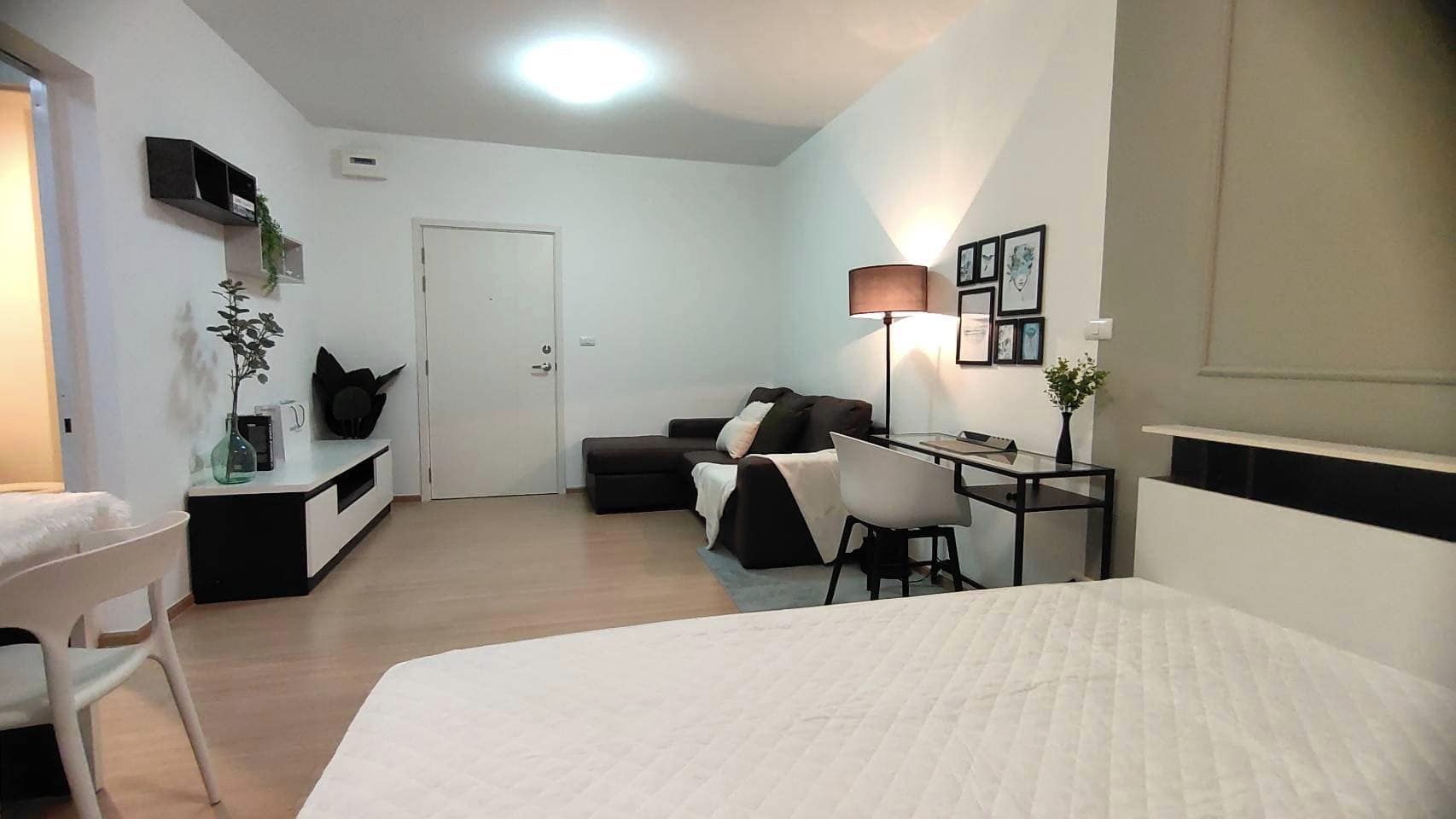 ให้เช่าคอนโด UNIO Charan 3 (ยูนิโอ คอนโด จรัญฯ 3) 1 ห้องนอน ชั้น 6 ตึก J เห็นวิวสระ เพิ่งแต่งเสร็จ