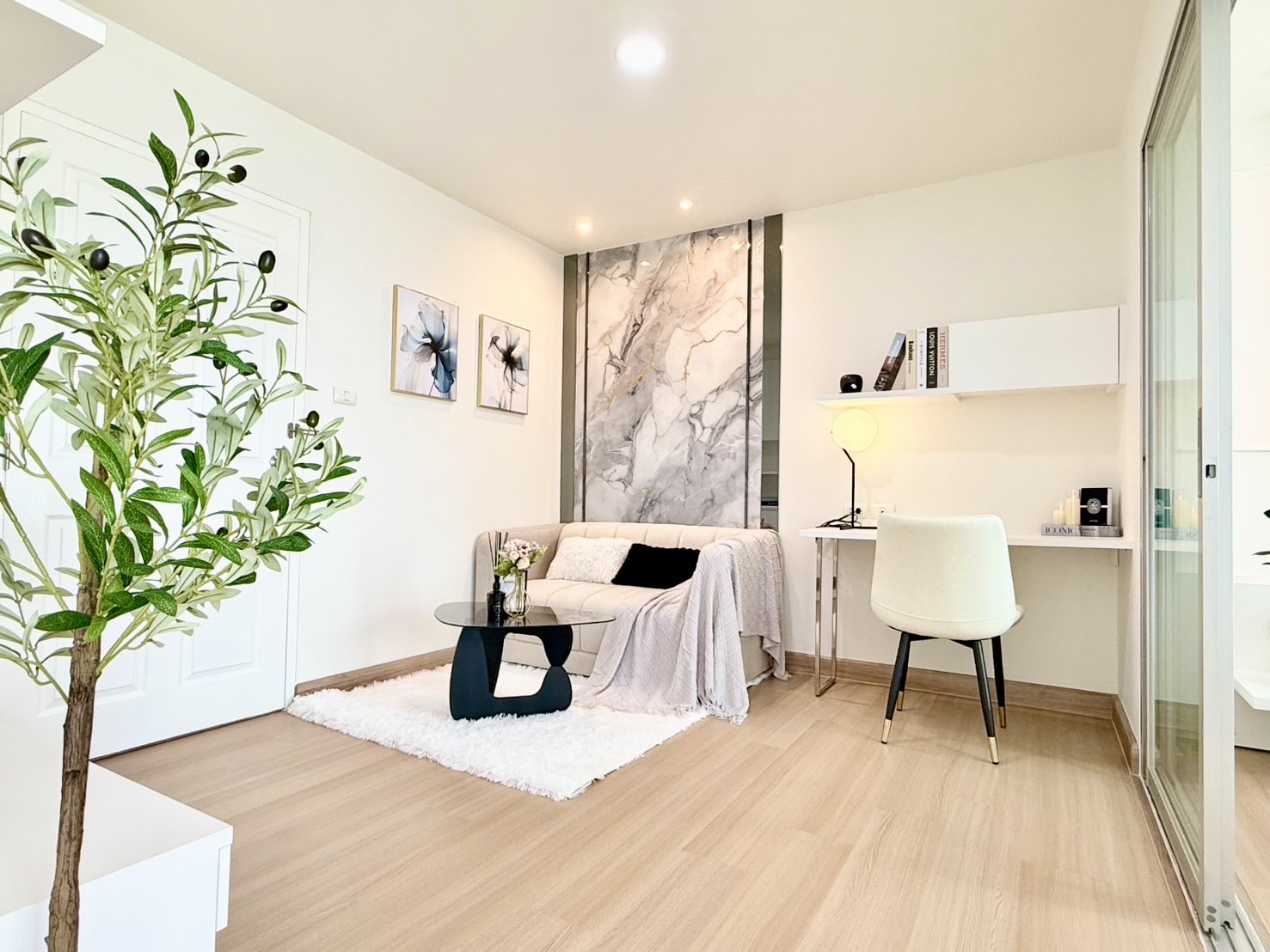 ขายคอนโด เดอะทรัส เรสซิเด้นซ์ ปิ่นเกล้า (For sale The Trust Residence Pinklao)