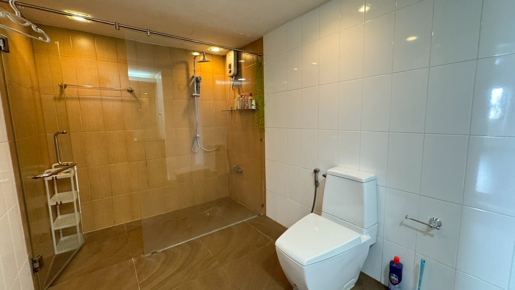 ขาย / ให้เช่า Srirawa Mansion (ศรีวราแมนชั่น) ✨ ห้องใหญ่ 3 ห้องนอน ใจกลางรัชดา ใกล้ MRT ศูนย์วัฒนธรรมเพียง 750 เมตร