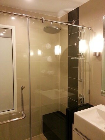 คอนโดให้เช่า Supalai Premier Asoke Condominium ศุภาลัยพรีเมียร์อโศก 1 ห้องนอน 1 ห้องน้ำ ชั้น 17 พื้นที่ 50 ตร.ม เฟอร์ครบ ราคาค่าเช่า : 26,000/ เดือน