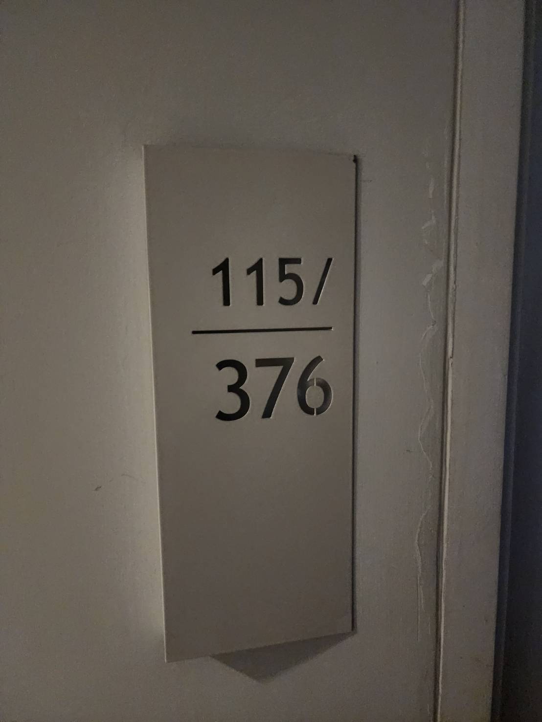 ให้เช่า dcondo Rattanathibet (ดีคอนโด รัตนาธิเบศร์) ก่อนถึงรถไฟฟ้าสถานีไทรม้า สตูดิโอ ขนาด 28.84 ตร.ม. ชั้น 6 ตึกB ทิศเหนือ