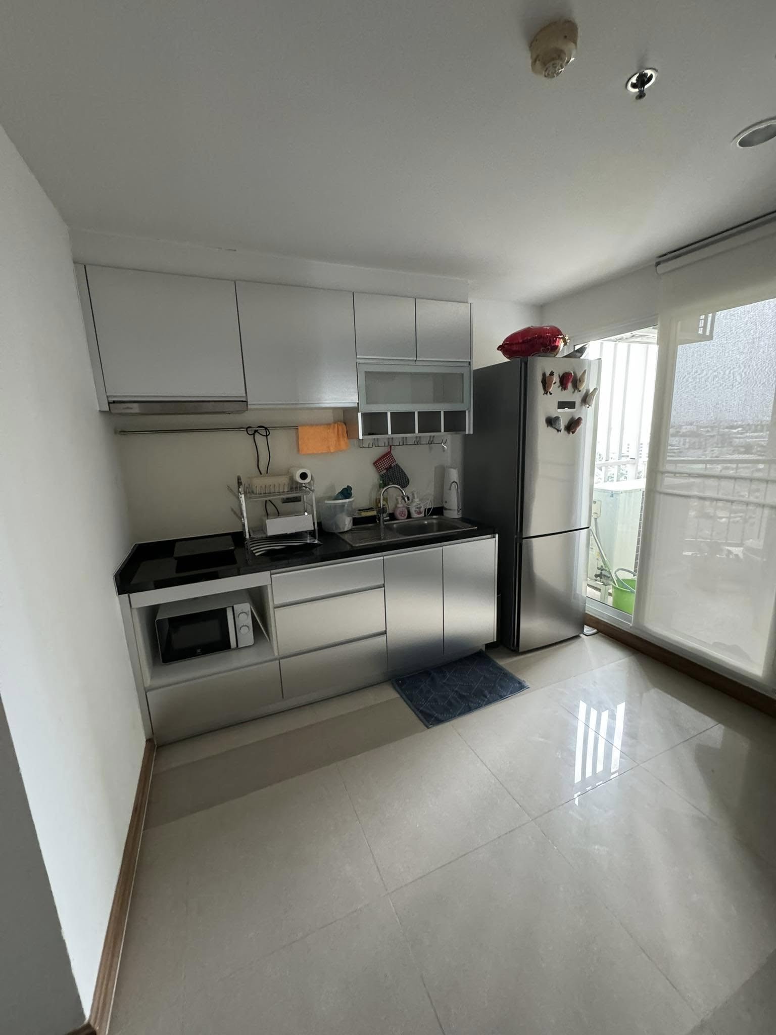 🌟 ให้เช่าหรือขายคอนโด Supalai Wellington 1 (ศุภาลัย เวลลิงตัน 1) 📍 ใกล้ MRT ศูนย์วัฒนธรรมแห่งประเทศไทย เพียง 800 เมตร เดินทางสะดวก ใกล้ห้าง ตลาด และแหล่งของกินมากมาย!