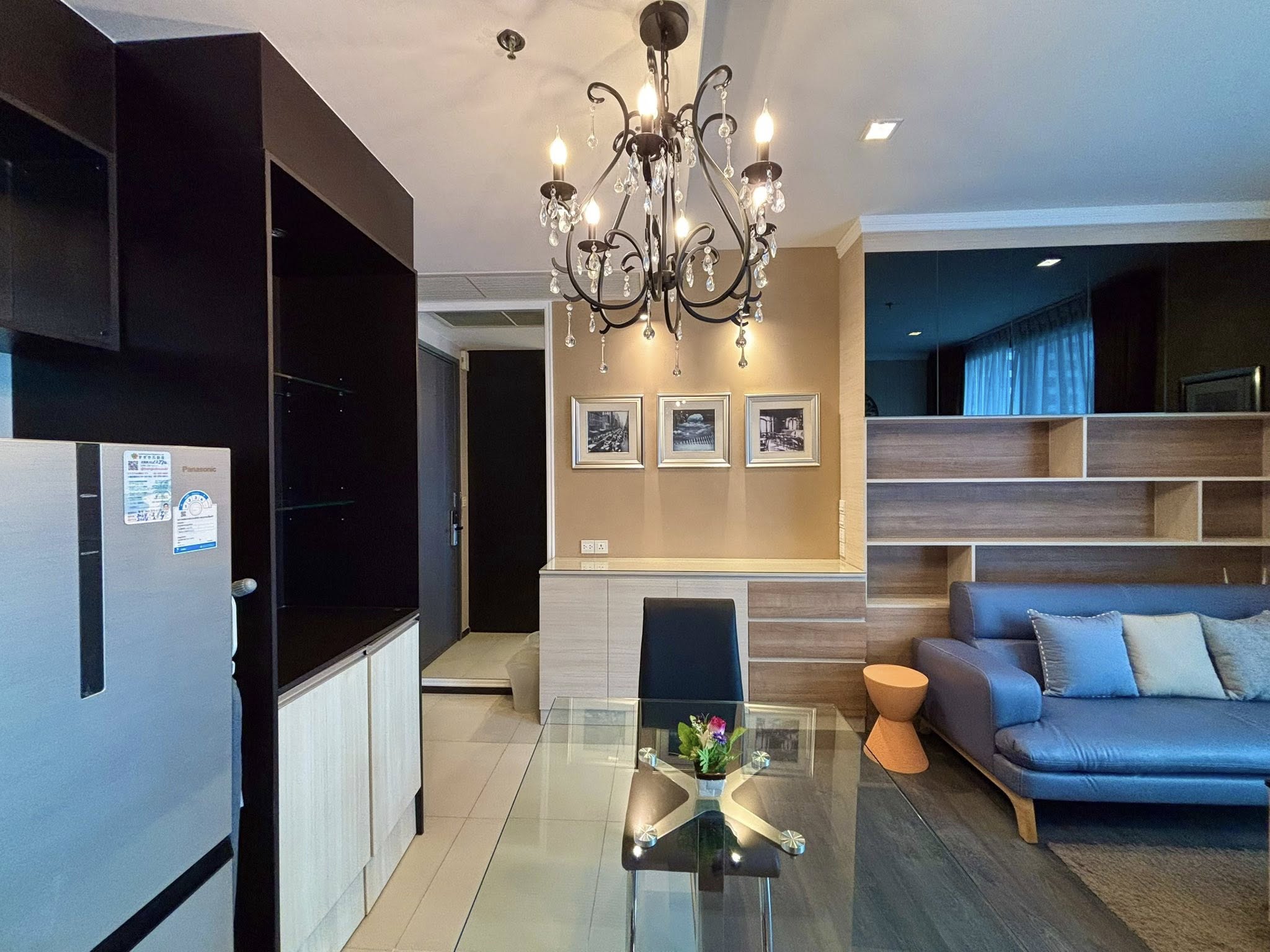 🏢 ให้เช่าคอนโด! Edge Sukhumvit 23 (เอดจ์ สุขุมวิท 23) ห้องมุม ชั้น 10 ขนาด 42 ตร.ม. แบบ 1 ห้องนอน พร้อม อ่างอาบน้ำ