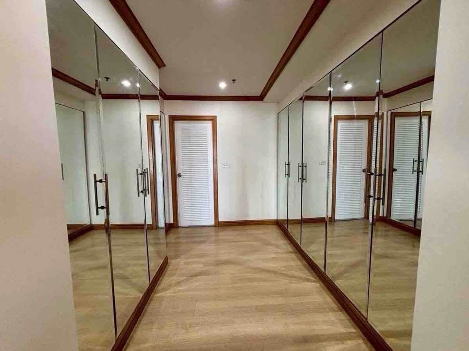 คอนโด ว่างให้เช่า Silom Suite (สีลม สวีท) ใจกลางสาทร ใกล้ BTS เซนต์หลุยส์ เพียง 300 เมตร