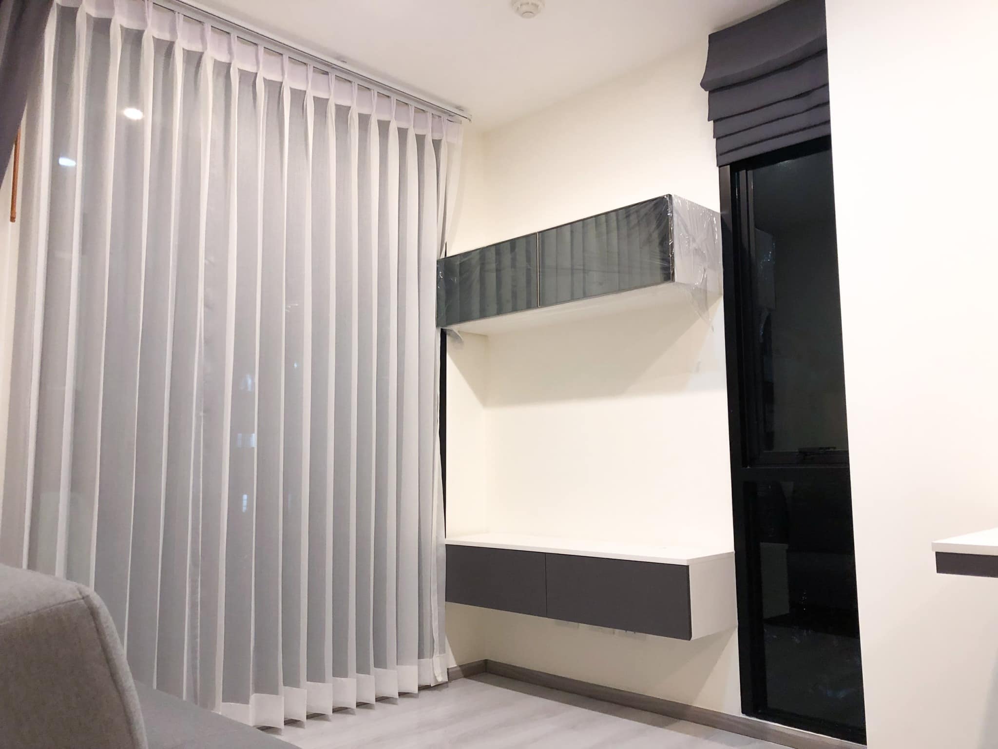 ให้เช่าคอนโด Zeen Condo Ngamwongwan31 (ซีน คอนโด งามวงศ์วาน 31) ** ห้องมุม ** 1 ห้องนอน 1 ห้องน้ำ 1 ห้องนั่งเล่น ห้องขนาด 28.5 ตร.ม.