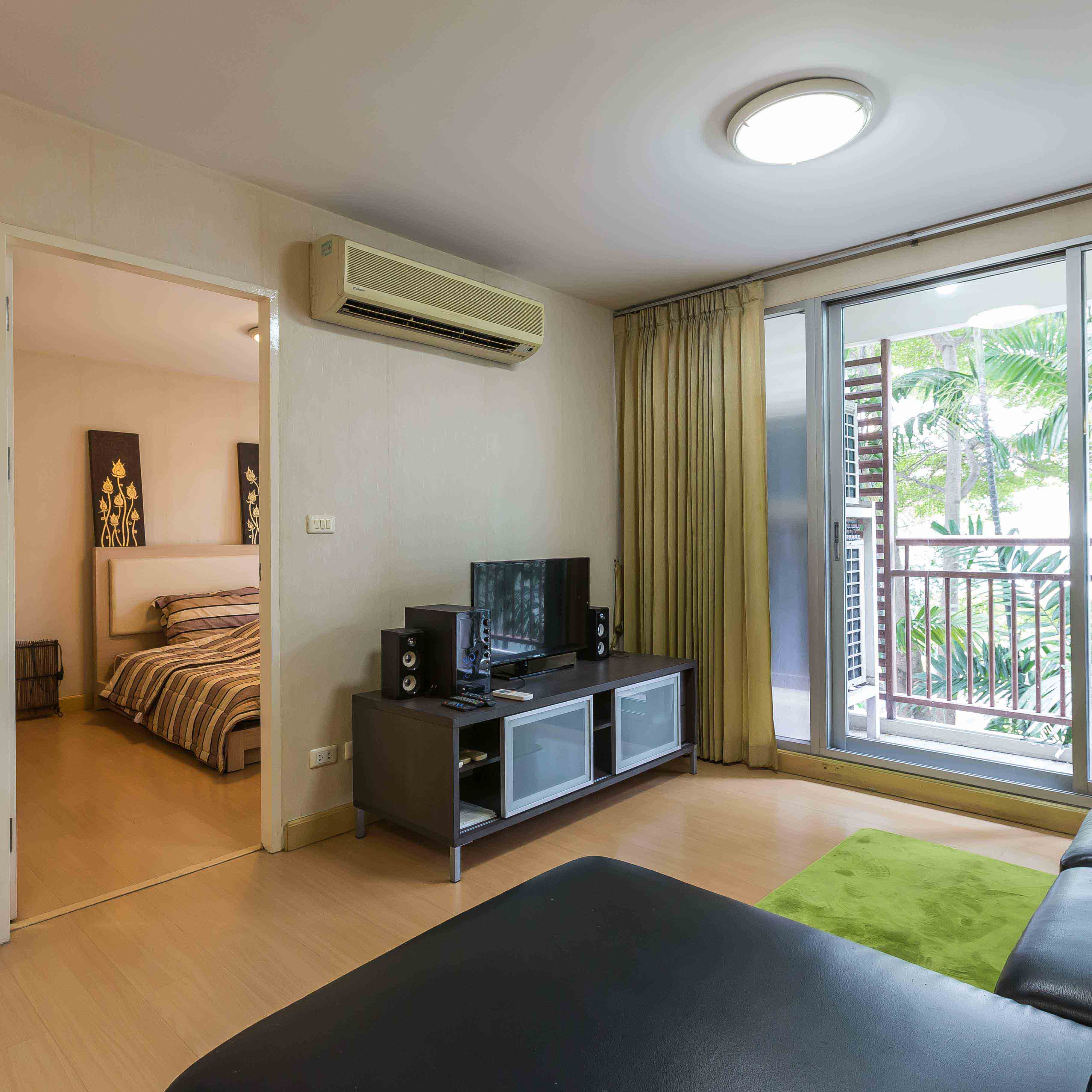 ให้เช่าคอนโด Plus 67 (พลัส 67) 1 ห้องนอน 1 ห้องน้ำ ขนาด 50 ตร.ม ชั้น 3 ตกแต่งครบพร้อมอยู่