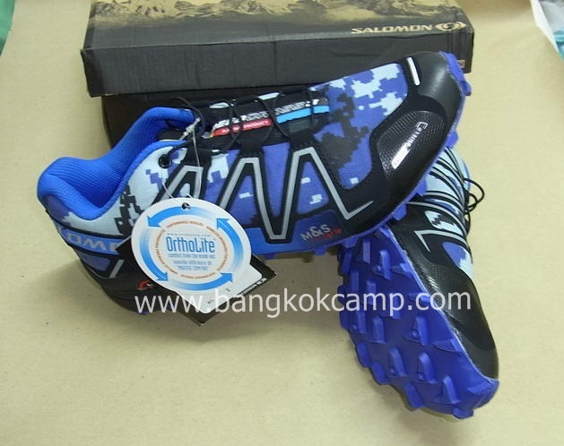 รองเท้าเดินป่า outdoor.. .Salomon... ใหม่.... Size42eur