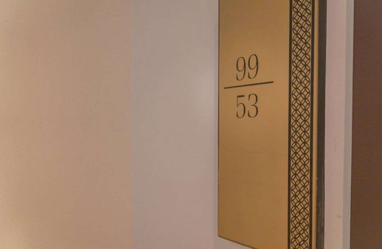 ขาย / เช่า คอนโด H Sukhumvit 43 (เอช สุขุมวิท 43) ห้อง 99/53 แบบห้อง 1 ห้องนอน 1 ห้องน้ำ ชั้น 8 ขนาด 40.91 ตรม