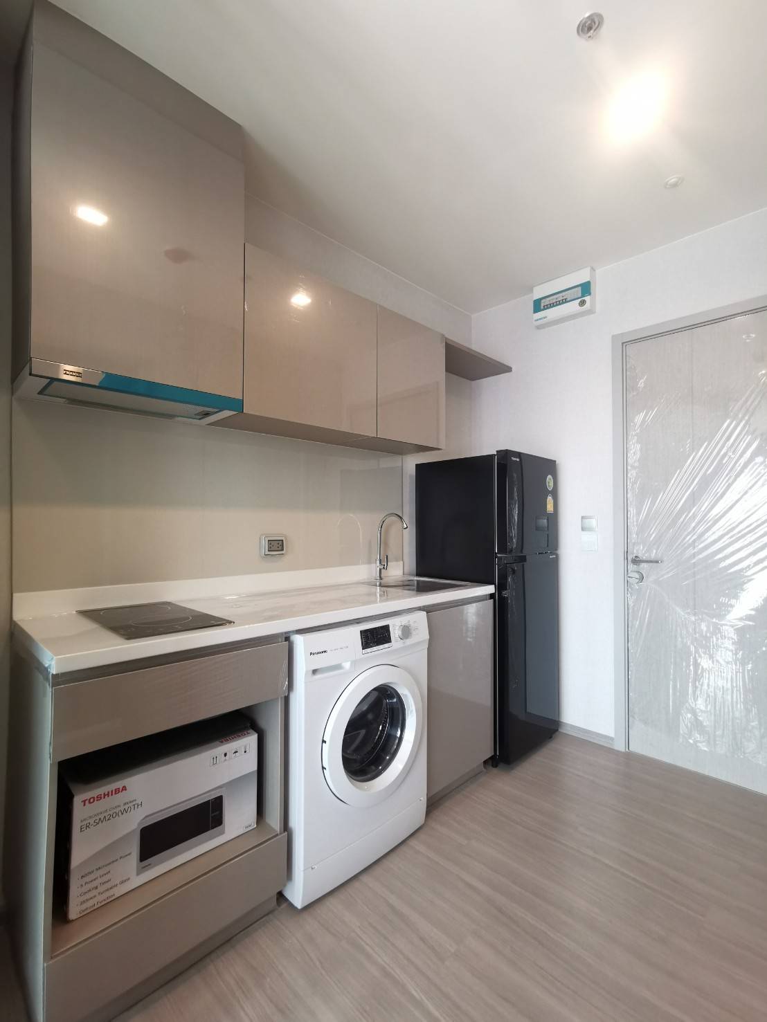 ให้เช่าคอนโด Life Sukhumvit 62 (ไลฟ์ สุขุมวิท 62) ห้องใหม่แกะกล่อง.ใกล้ BTS บางจาก ห้องสตูดิโอ