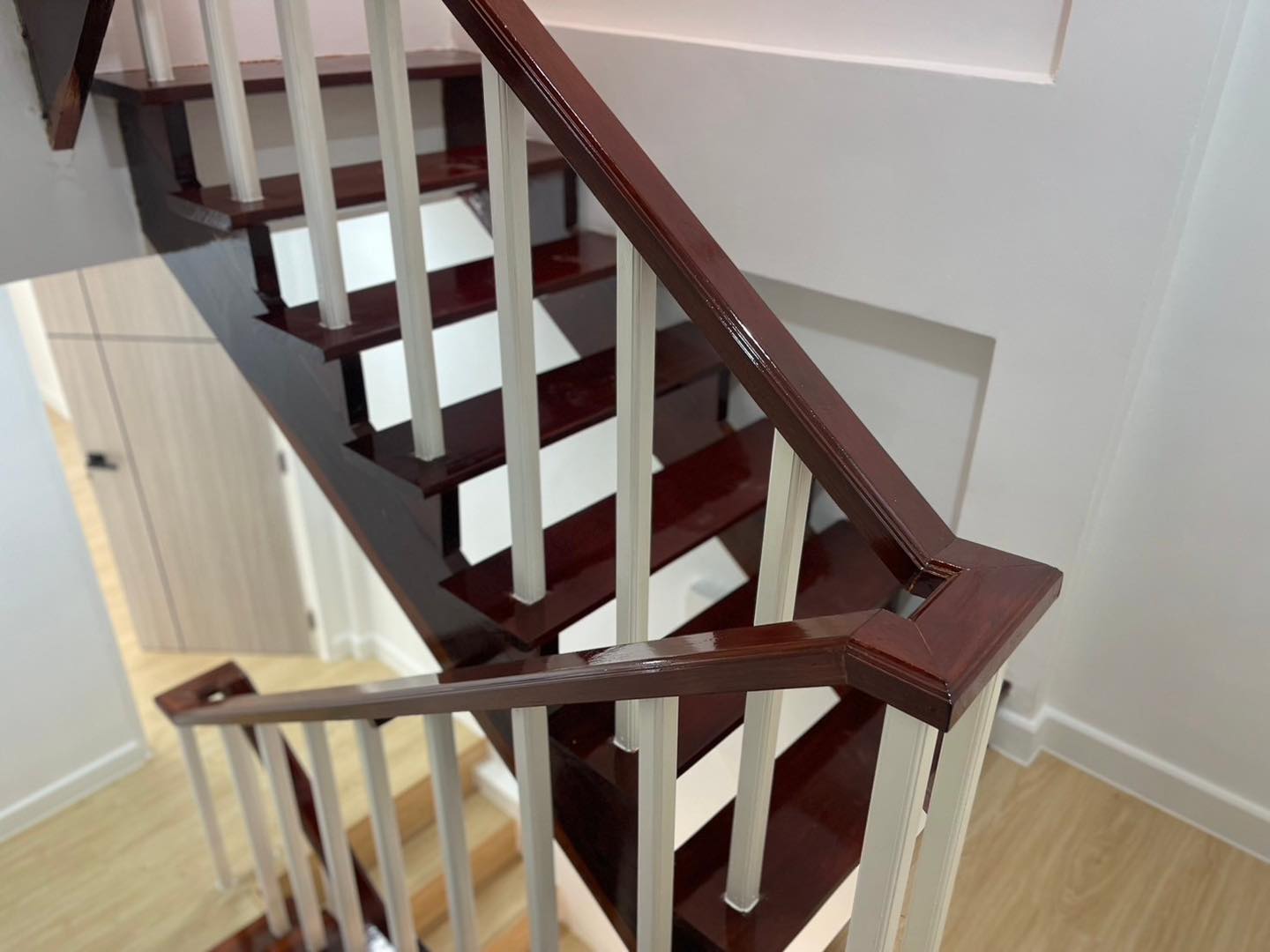 ด่วน! ทาวน์โฮม 3 ชั้น ติวานนท์ 43 ใกล้ MRT สามัคคี ✨ รีโนเวทใหม่หมดจด! ราคาพิเศษ ฿3.99 ล้าน