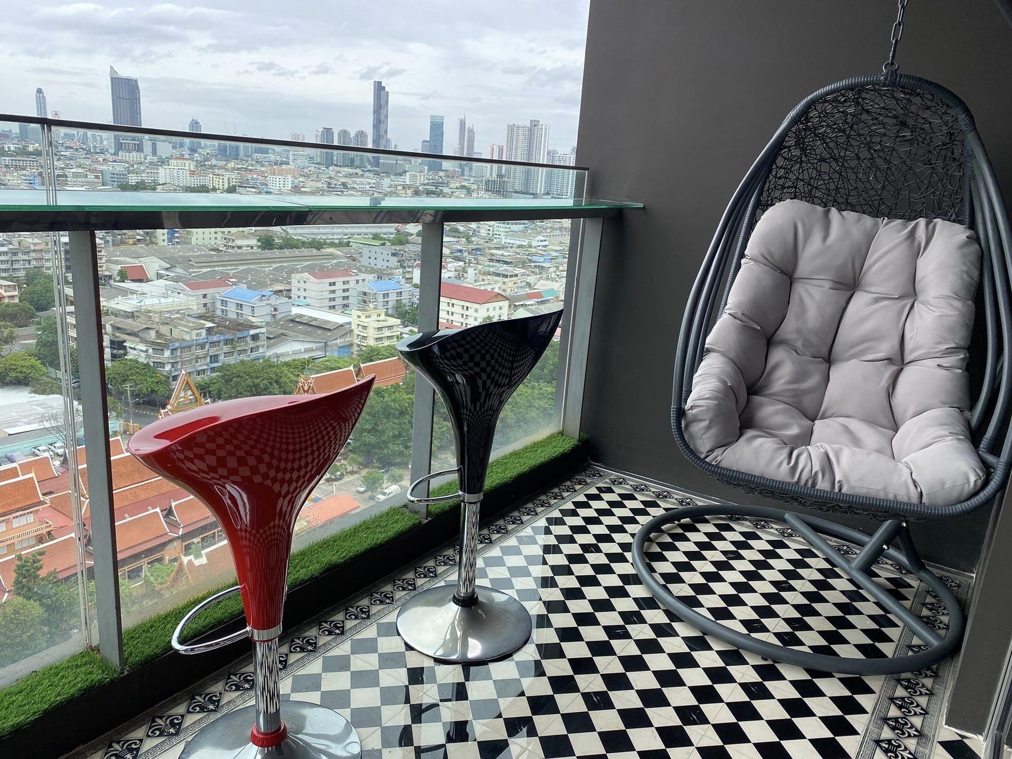 ขายคอนโด สตาร์ วิว พระราม3 ริมแม่น้ำ ชั้น 20 ขายราคา 9,900,000 บาท ห้องใหม่มาก ทำเสร็จแล้วแต่ไม่ได้อยู่ น่าอยู่มาก เรื่องวิวสวย ขนาด 77 ตรม 2 ห้องนอน