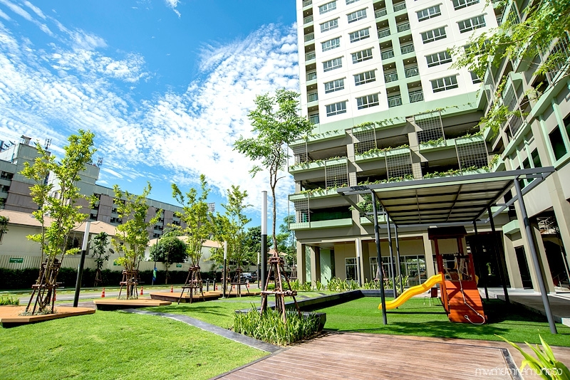 ขายดาวน์ คอนโด ลุมพินี พาร์ค @ รัตนาธิเบศร์ - งามวงศ์วาน เพียง 256,60 บาท ห้องเปล่า ขนาด 22.5 ตร.ม. ตึก B ชั้น 27 ห้อง 17 วิวรถไฟฟ้ามุมสูง ห้องหันไปทิศใต้ ลมเย็นมาก ทำเลดี๊ดี