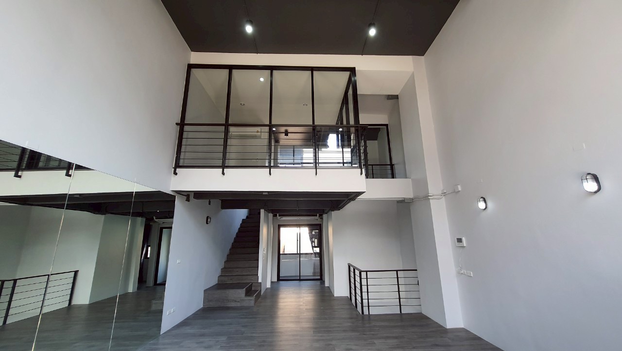 ขาย / เช่า โฮมออฟิศโครงการ เดอะ ไพรด์ สุขุมวิท 77 - The Pride Sukhumvit 77 4 ชั้นครึ่ง