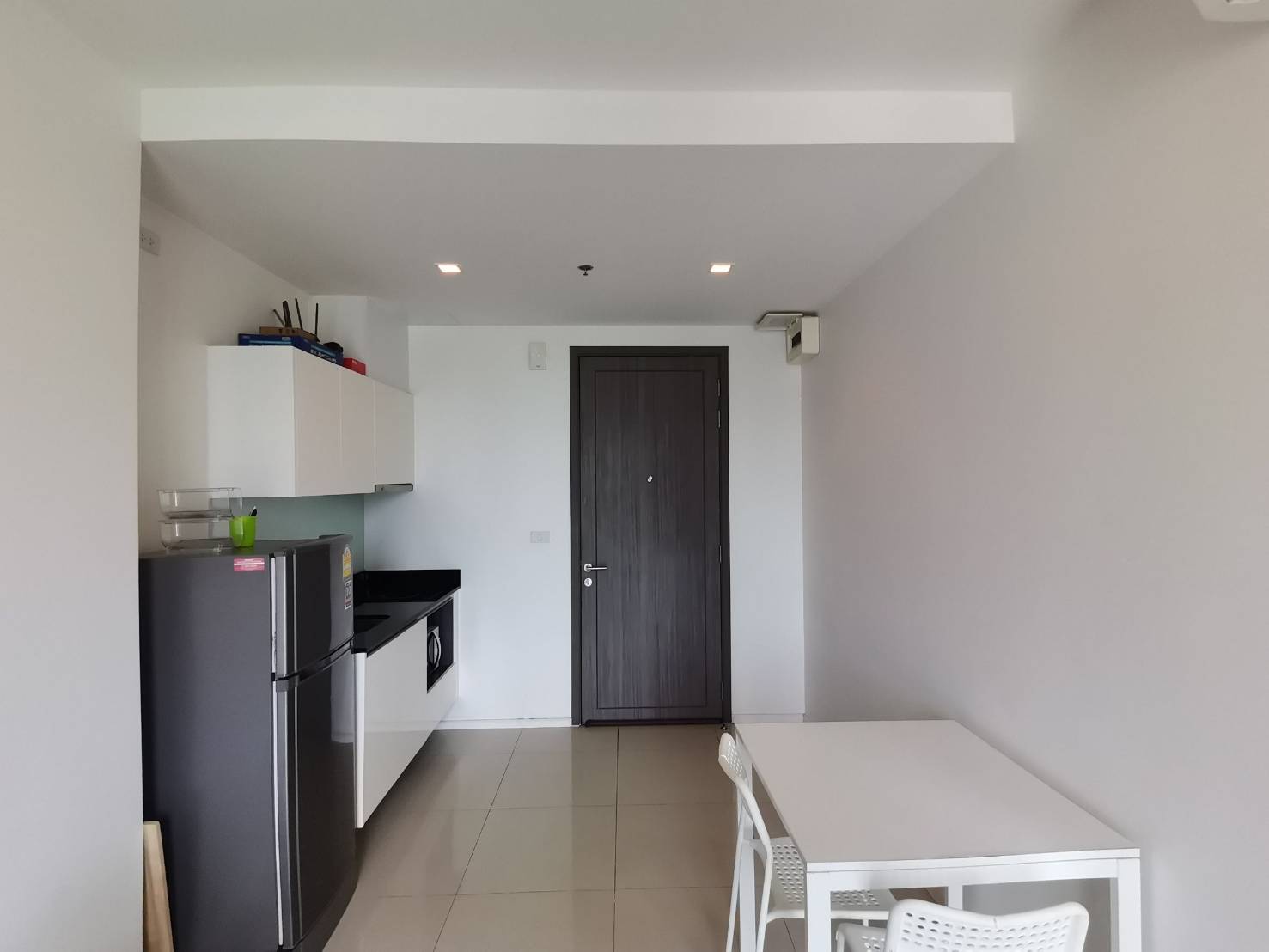 ขายคอนโด ต่ำกว่าทุน พร้อมผู้เช่า คอนโด Quinn Ratchada 17 (ควินน์ รัชดา 17) 1 ห้องนอน 1 ห้องน้ำ ชั้น 5