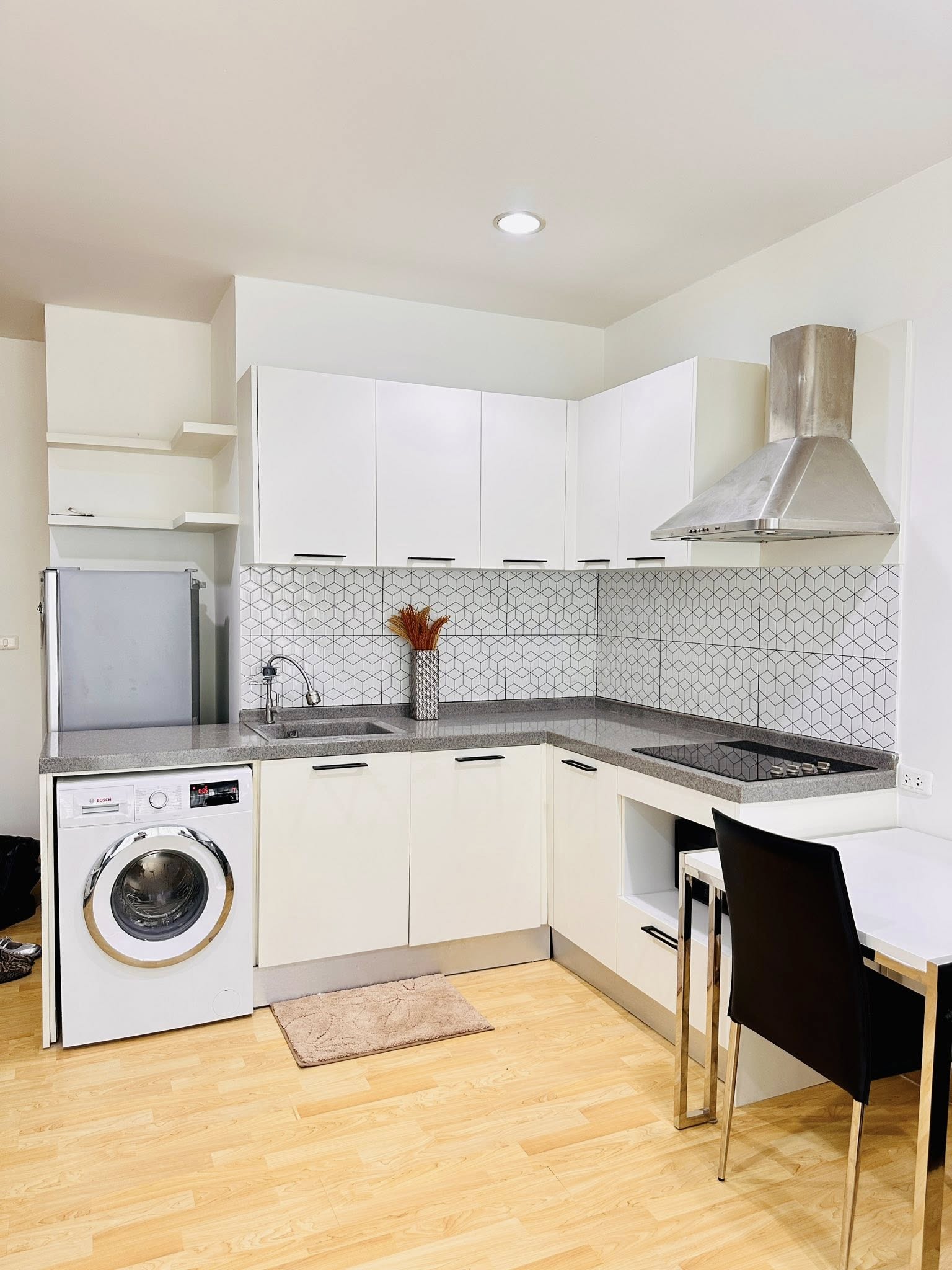 ð āđāļŦāđāđāļāđāļēāļāļāļāđāļ The Address Siam-Ratchathewi : āļāļī āđāļāļāđāļāļĢāļŠ āļŠāļĒāļēāļĄ-āļĢāļēāļāđāļāļ§āļĩ āđāļāļĩāļĒāļ 300 āđāļĄāļāļĢ āļāļēāļ BTS āļĢāļēāļāđāļāļ§āļĩ āļĢāļīāļĄāļāļāļāđāļāļāļĢāļāļļāļĢāļĩ āđāļĄāđāļāđāļāļāđāļāļīāļāđāļāđāļēāļāļāļĒ