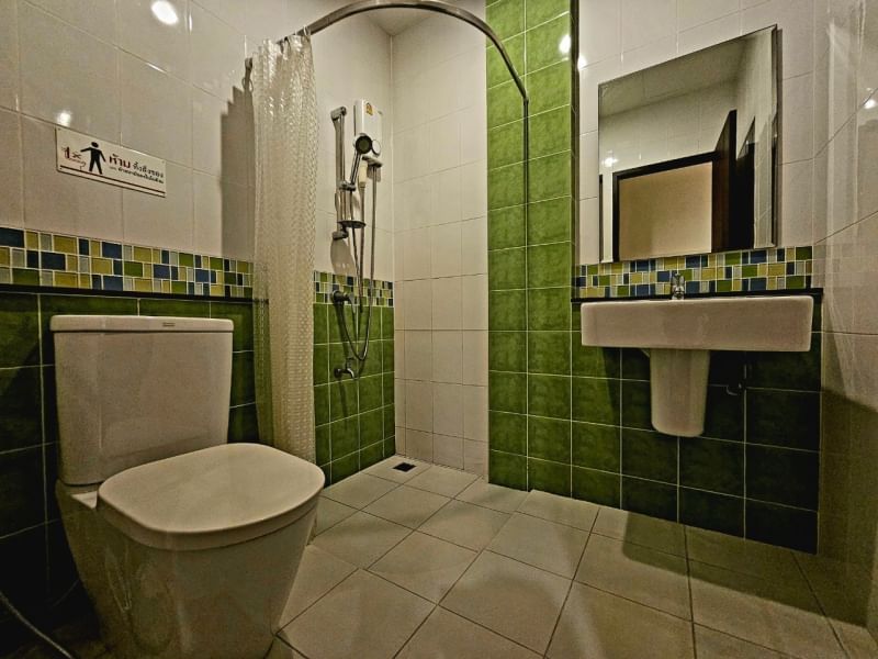 ให้เช่าทาวน์โฮม 3 ชั้น หมู่บ้านภัทรา วิลล่า 8 สตรีวิทยา 2 ซอย10 และ โชคชัย 4 ซอย78 ใกล้ โรงเรียนสตรีวิทยา 2,