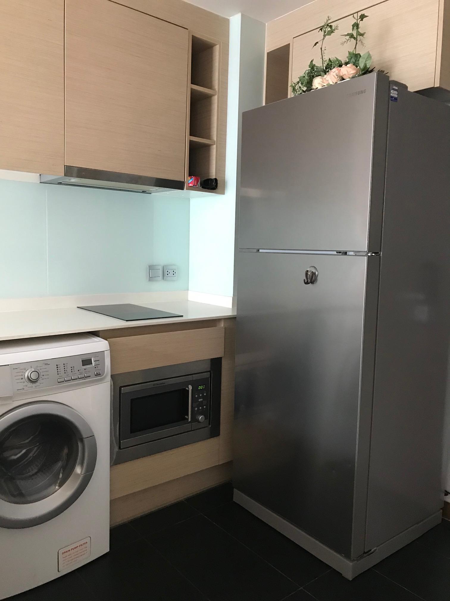 ขาย / เช่าคอนโด Via Botani (เวีย โบทานี) 1 ห้องนอน 1 ห้องน้ำ (ไม่มีอ่าง) ชั้น 3 ขนาด 37 ห้องแต่ครบ