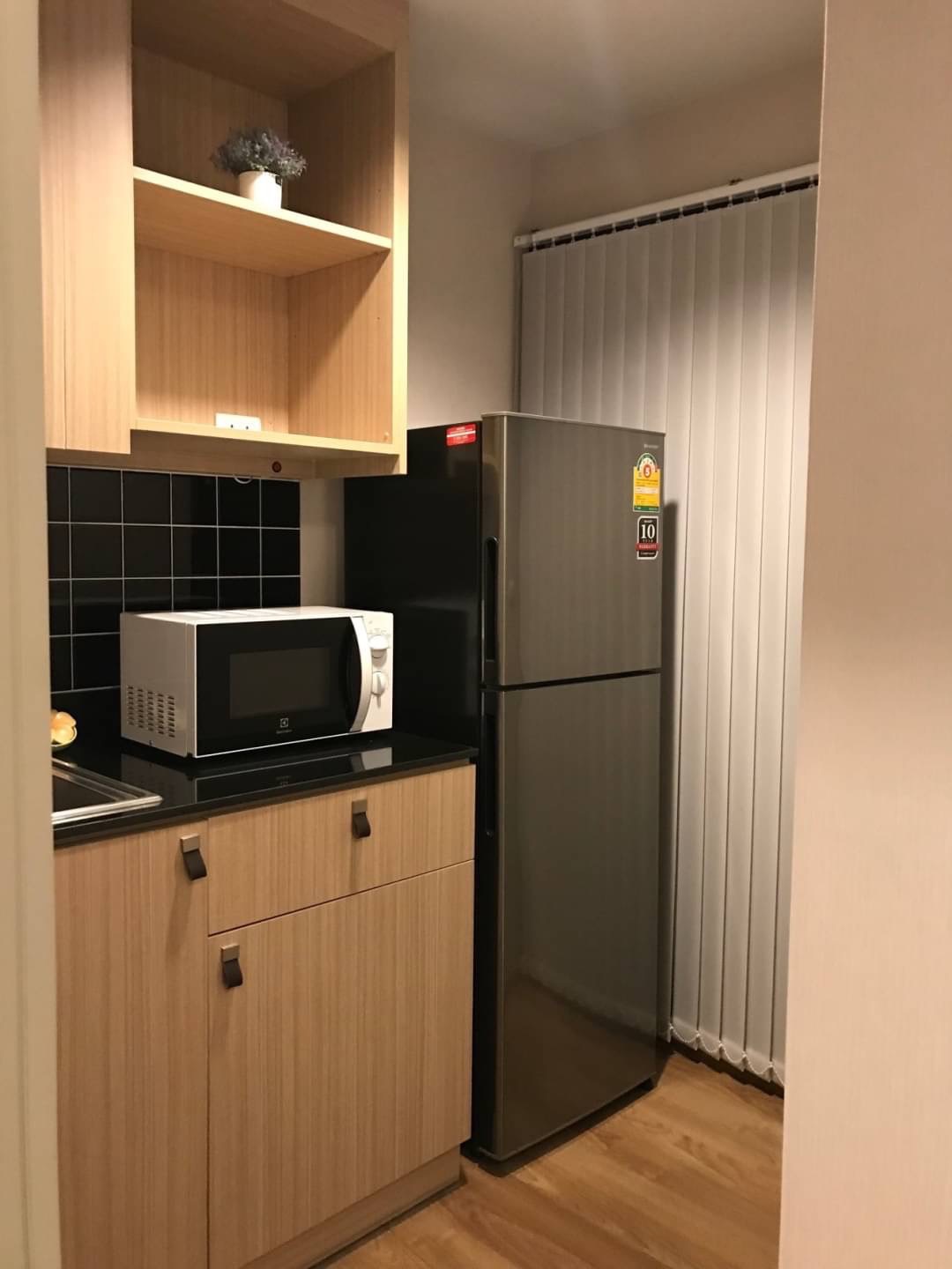 ให้เช่าคอนโด 2 ห้องนอน น็อตติ้ง ฮิลล์ จตุจักร อินเตอร์เชนจ์ (BTS หมอชิต, MRT จตุจักร) วิวสระ 2 ห้องนอน