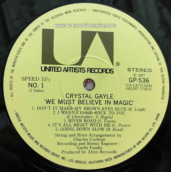 Crystal Gayle - We Must Believe In Magic