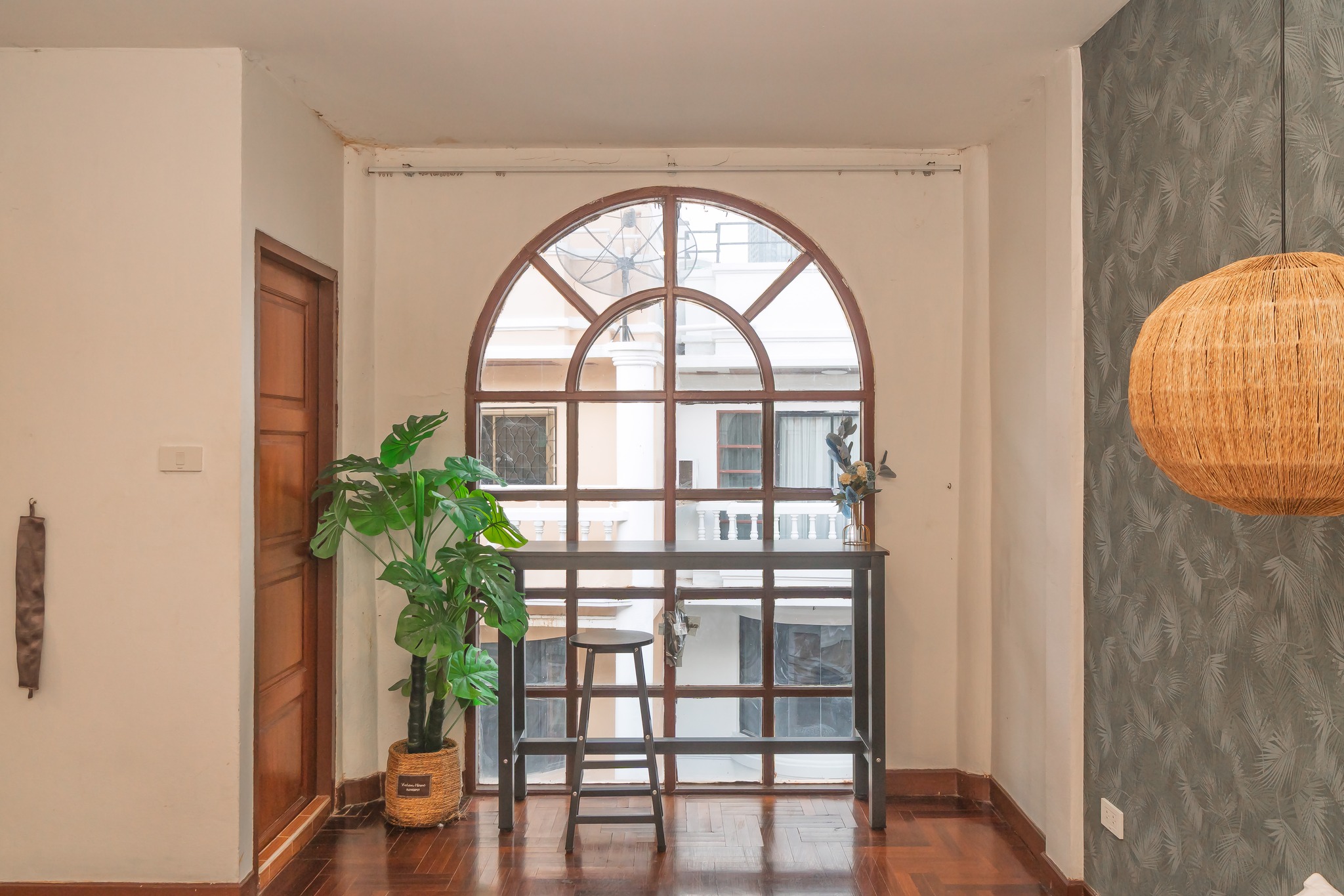 🏡 ให้เช่าทาวน์โฮมหรู Tropical House ทองหล่อ 25 / For Rent Tropical House Thonglor 25 ( English below )