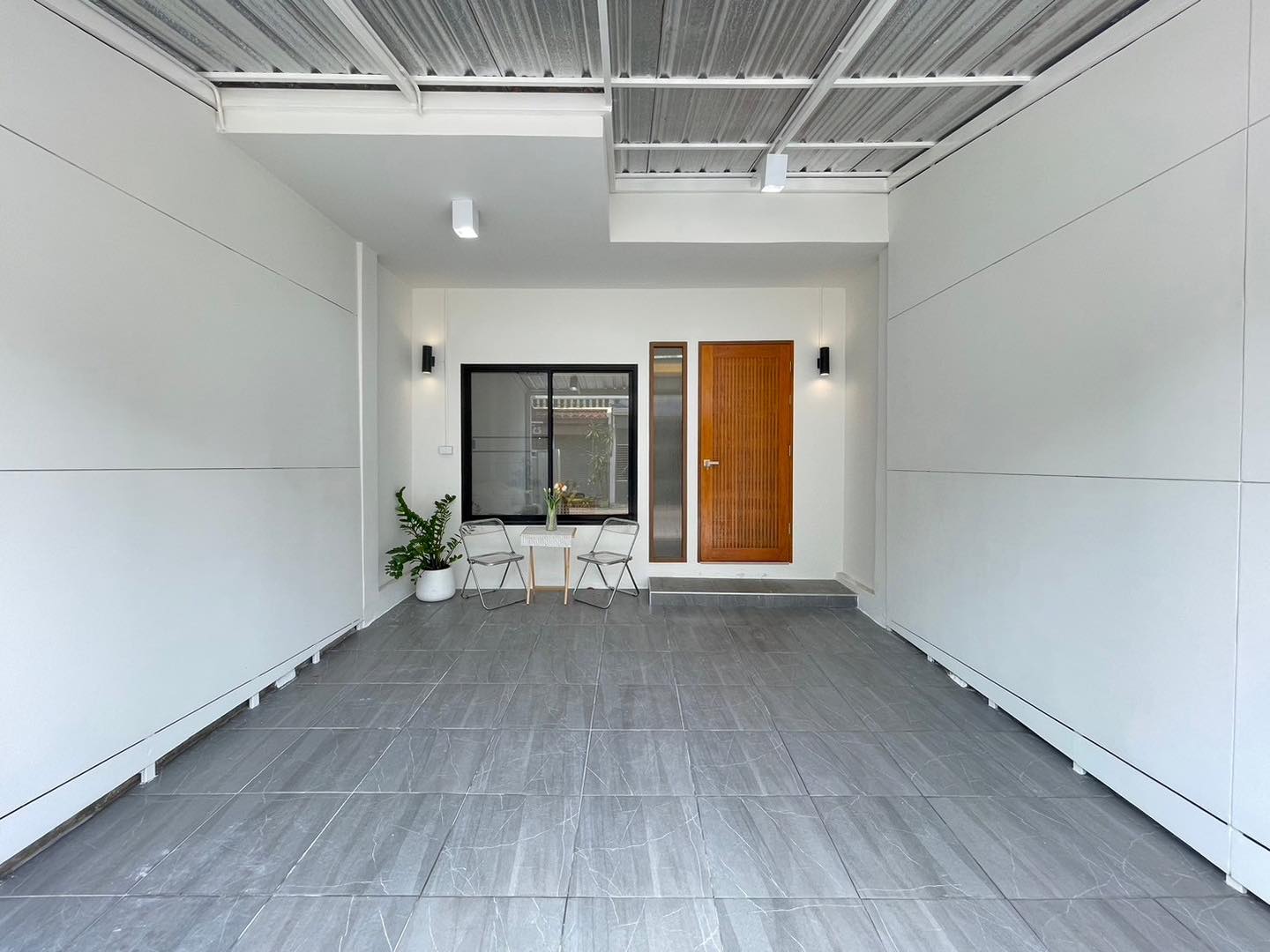 ทาวน์เฮาส์ 2 ชั้น ขายด่วน ราคาล่าสุดเพียง 2,490,000 บาท! ฟรีโอน 📣 🏠 ทาวน์เฮาส์ 2 ชั้น ขนาด 22 ตร.ว.