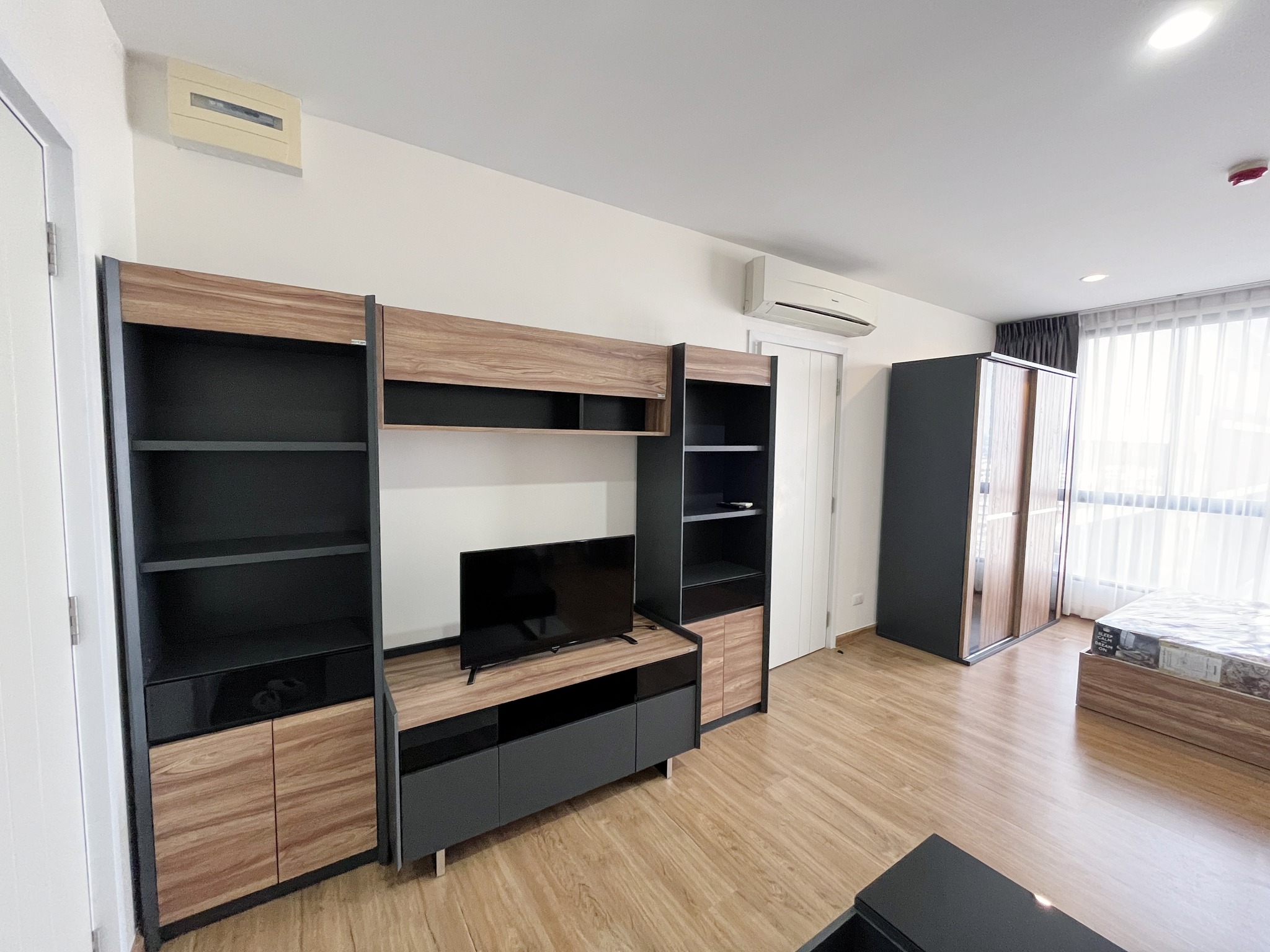 ให้เช่าคอนโด The Tree Interchange : เดอะ ทรี อินเตอร์เชนจ์ ห้องสตูดิโอ ตึก A ชั้น12 เนื้อที่ 30.21 ตรม