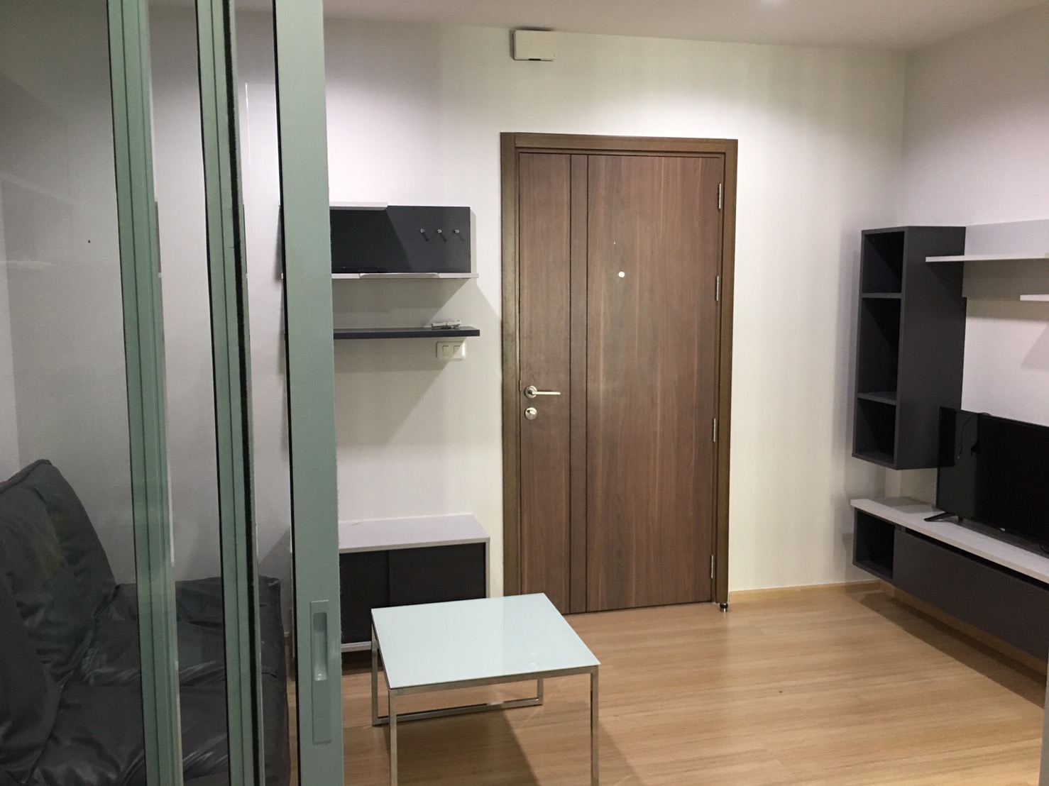 ให้เช่าคอนโด The Base Chaengwattana (เดอะ เบส แจ้งวัฒนะ) 1 ห้องนอน 1 ห้องน้ำ ชั้น 10 ขนาด 35 ตรม ตึกA