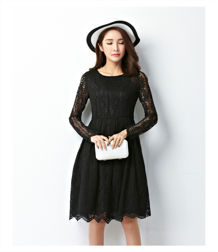 ชุดเดรสลูกไม้สีดำ แขนยาว กระโปรงทรงบาน แฟชั่นสาวออฟฟิศ ลุคเรียบร้อย สวยหวาน ดูดี