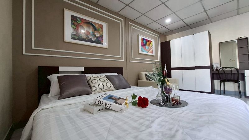 รีบจองก่อนหลุดมือ ขาย / ให้เช่าคอนโดใจกลางเอกมัย – ซื้อหรือเช่าก็คุ้ม โครงการ: บ้านกล้วยน้ำไท (Baan Kluaynamthai Condominium)