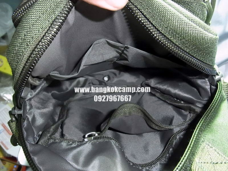 กระเป๋าสะพายข้าง ผ้าคอดูล่า (Cordura) สีเขียวทหาร