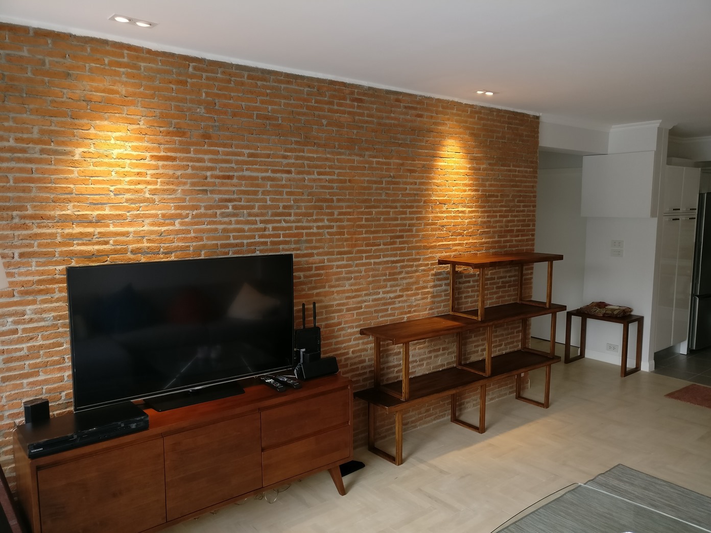 ให้เช่าคอนโด Raintree Villa (เรนทรี วิลล่า) 2 ห้องนอน 1 ห้องน้ำ ขนาด 75 ตรม ชั้น 4 อาคาร A ห้องมุม