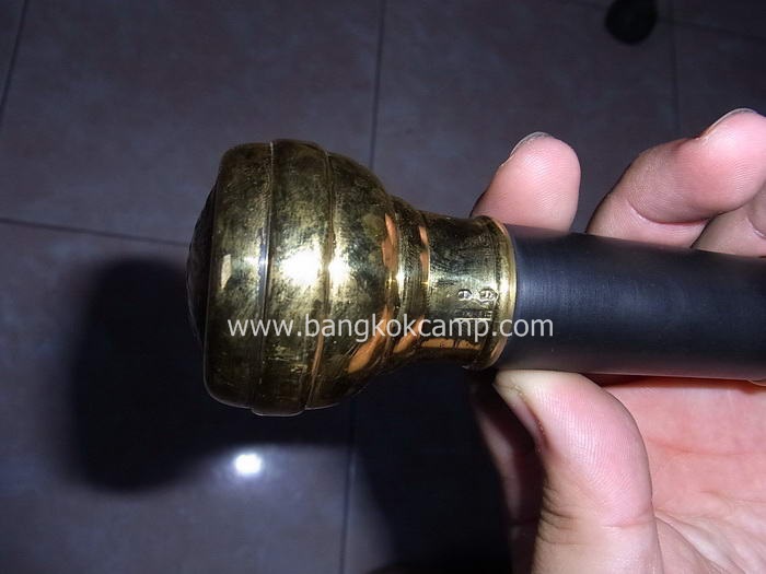 ไม้ตะพด ซ่อนมีด ประดับเหรียญ ช้างเอราวัณ(ช้าง3เศียร) สวย คลาสิก (หัวใหญ่ ทรงลูกบิด)