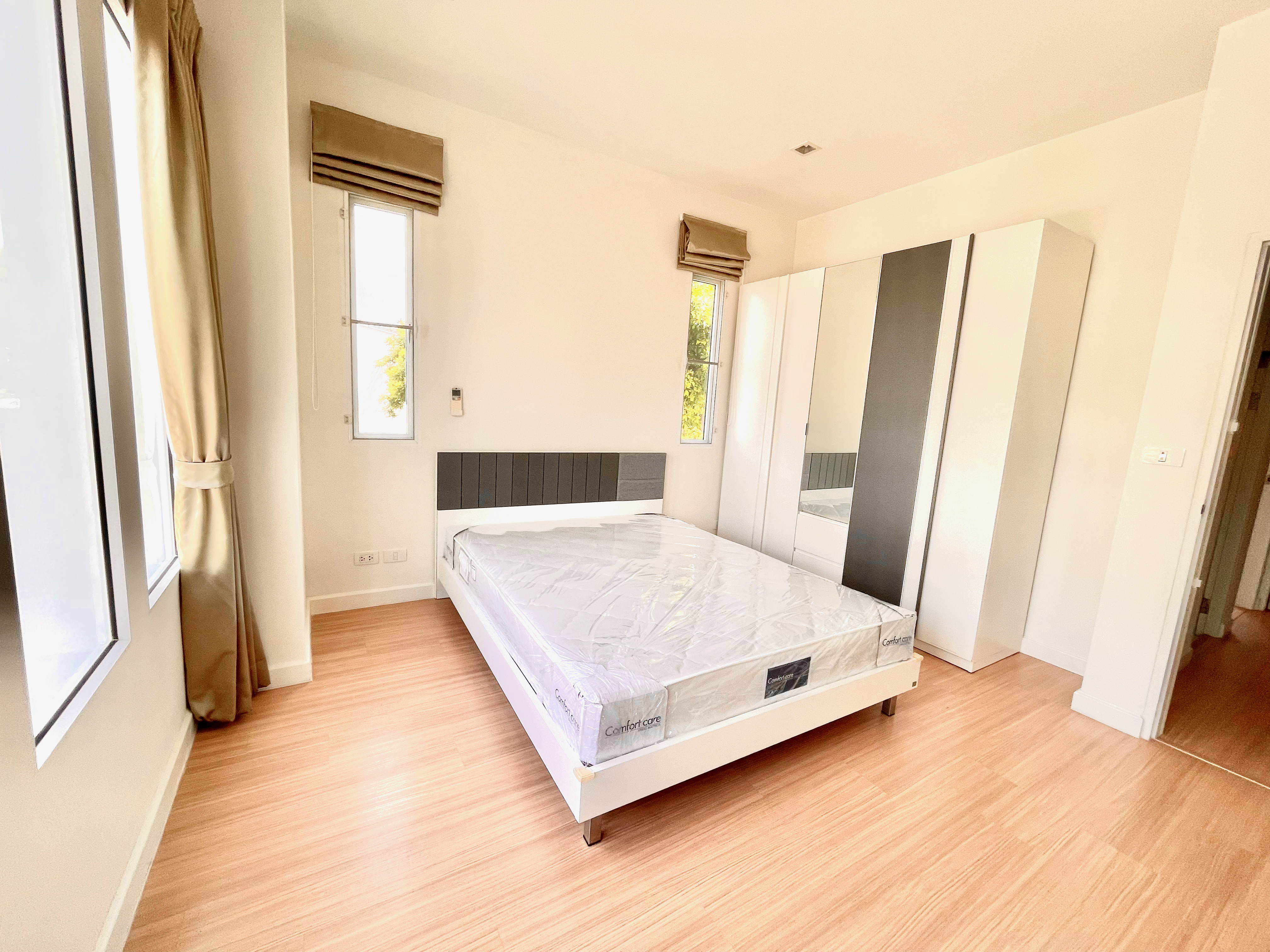 ขาย / ให้เช่าทาวน์โฮม 2 ชั้น โครงการ พลีโน่ วงแหวน-รามอินทรา Pleno Wongwaen-Ramintra 3 ห้องนอน 2 ห้องน้ำ ขนาด 29.9 ตรว