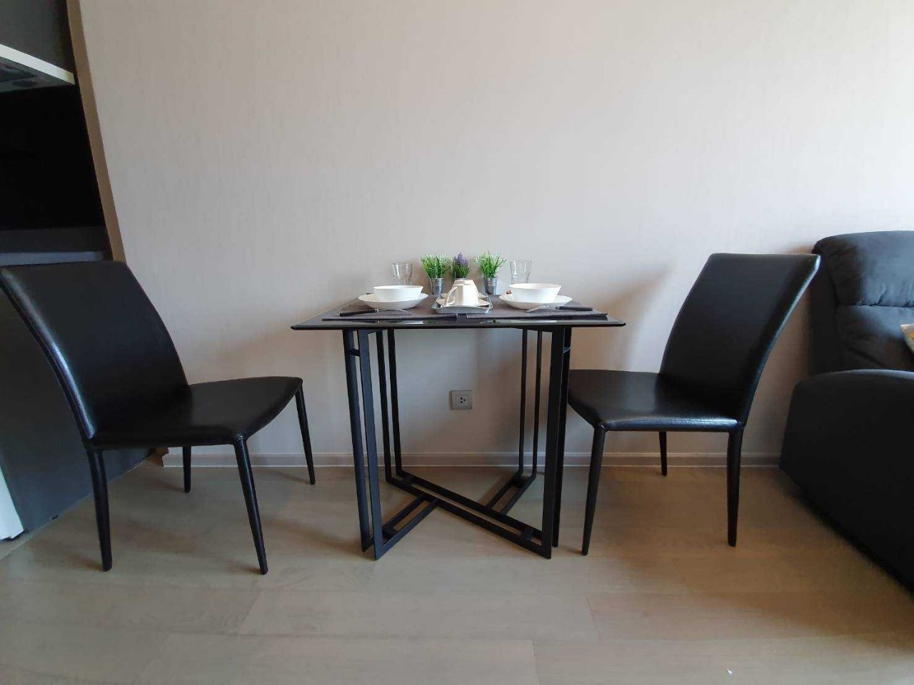 ขาย//ให้เช่า คอนโดหรู Ashton Asoke (แอชตัน อโศก) 1 ห้องนอน 1 ห้องน้ำ ห้องหัวมุม ชั้น 15