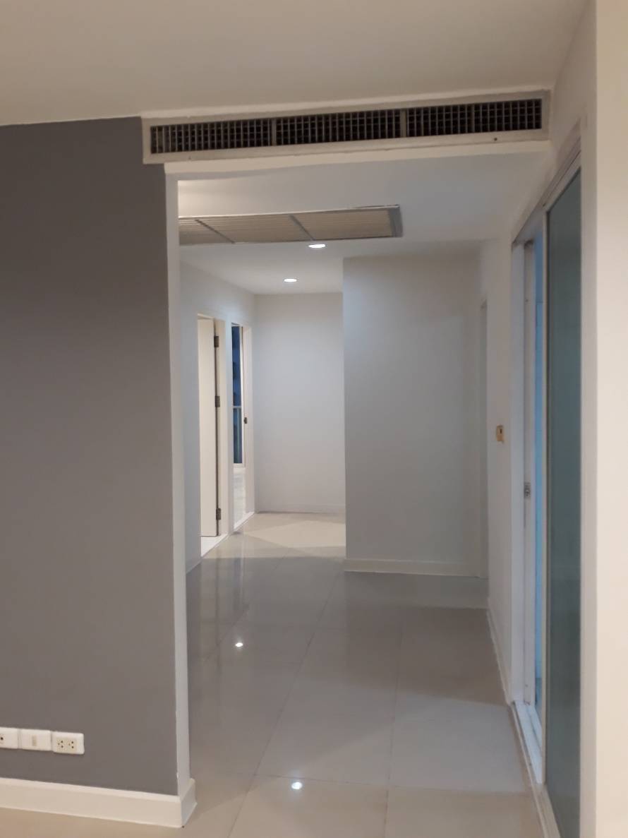 ให้เช่าคอนโด Fragrant 71 (เฟรเกรนท์ 71) 3 ห้องนอน ชั้น 8 ขนาด 121 ตรม (ห้อง 19/ 61) ราคาเช่าห้องเปล่า 32,000 บาทต่อเดือน