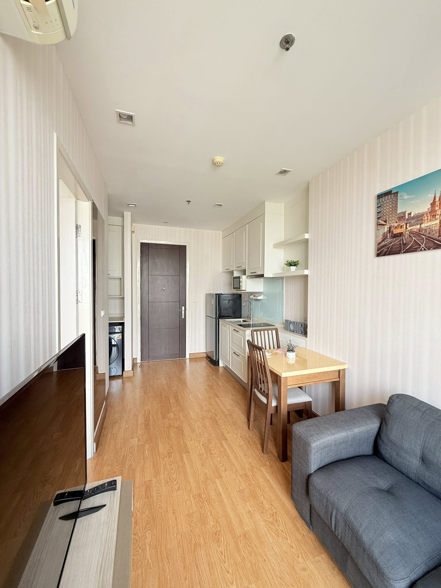 🌟 ห้องว่างพร้อมเข้าอยู่ ปล่อยเช่าคอนโดติด BTS อ่อนนุช Q House Sukhumvit 79 : คิวเฮาส์ สุขุมวิท 79 BTS อ่อนนุช เพียง 200 เมตร