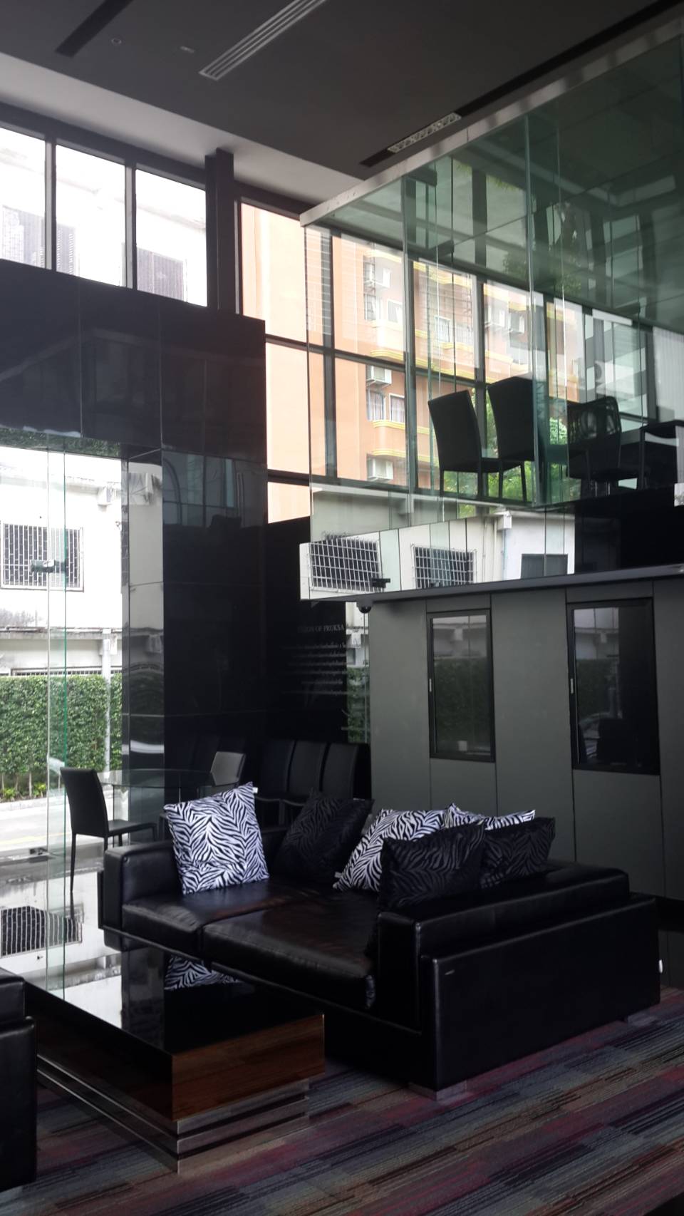 ให้เช่าคอนโด Urbano Absolute Sathon - Taksin (เออร์บาโน่ แอบโซลูท สาทร-ตากสิน) 1 ห้องนอน 1 ห้องน้ำ ขนาด 38 ตรม ชั้น 23