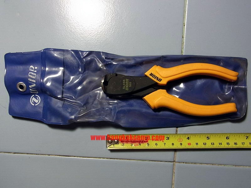 คีมตัดตะปู 6นิ้ว UNIOR เชคโก รุ่นเก่า ใหม่เก่าเก็บ พร้อมซองเดิม