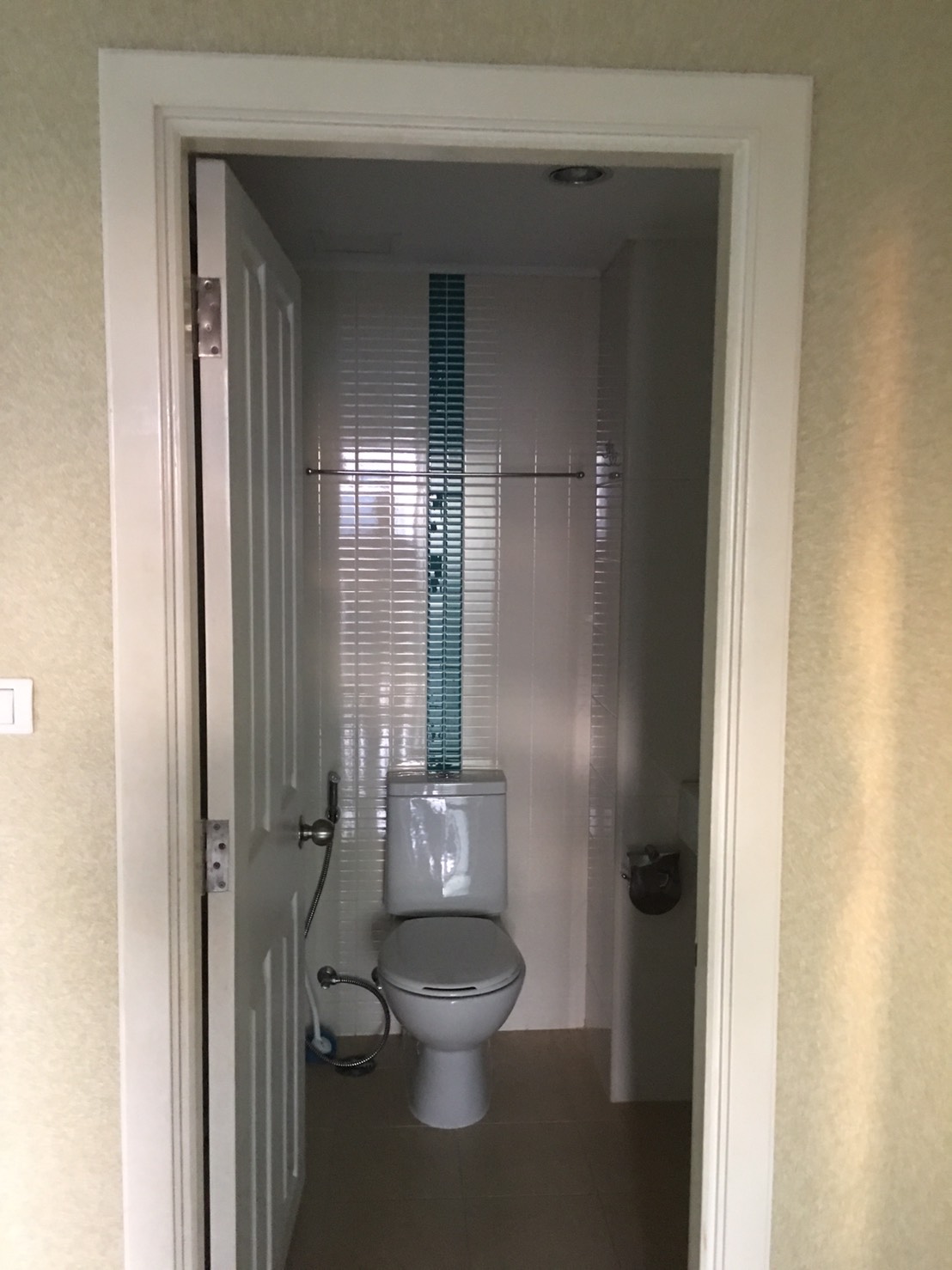 ขายคอนโด ลุมพินี เพลส พระราม 9 Lumpini Place Rama 9 - Ratchada ตึก B ชั้น 28 พื้นที่ 37.11 ตร.เมตร วิว ห้องหันหน้าไปทางด้านเซ็นทัล พระราม 9