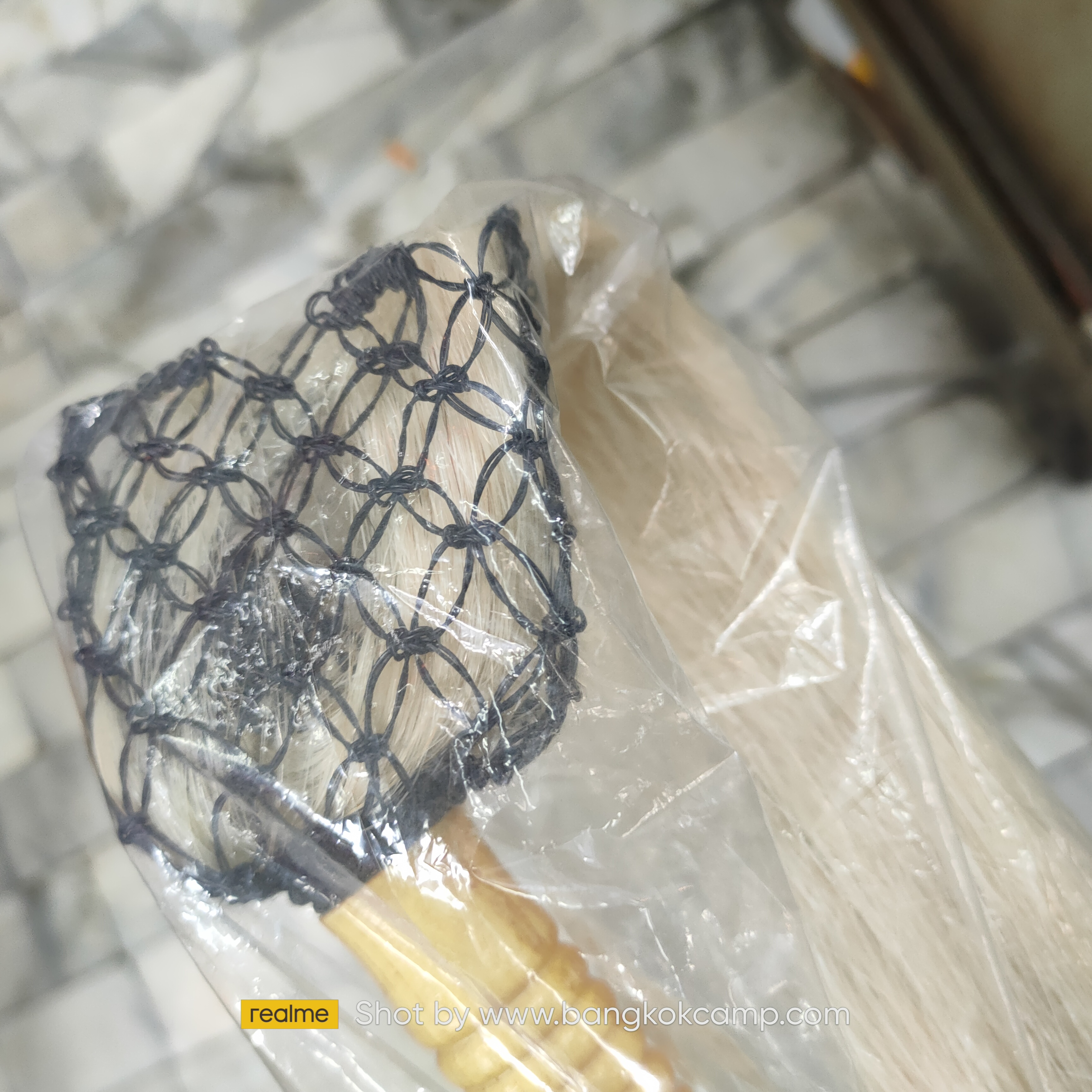 แส้ขนจามรีแท้ ด้ามไม้ ใหม่เก่าเก็บ ไม่ผ่านการใช้