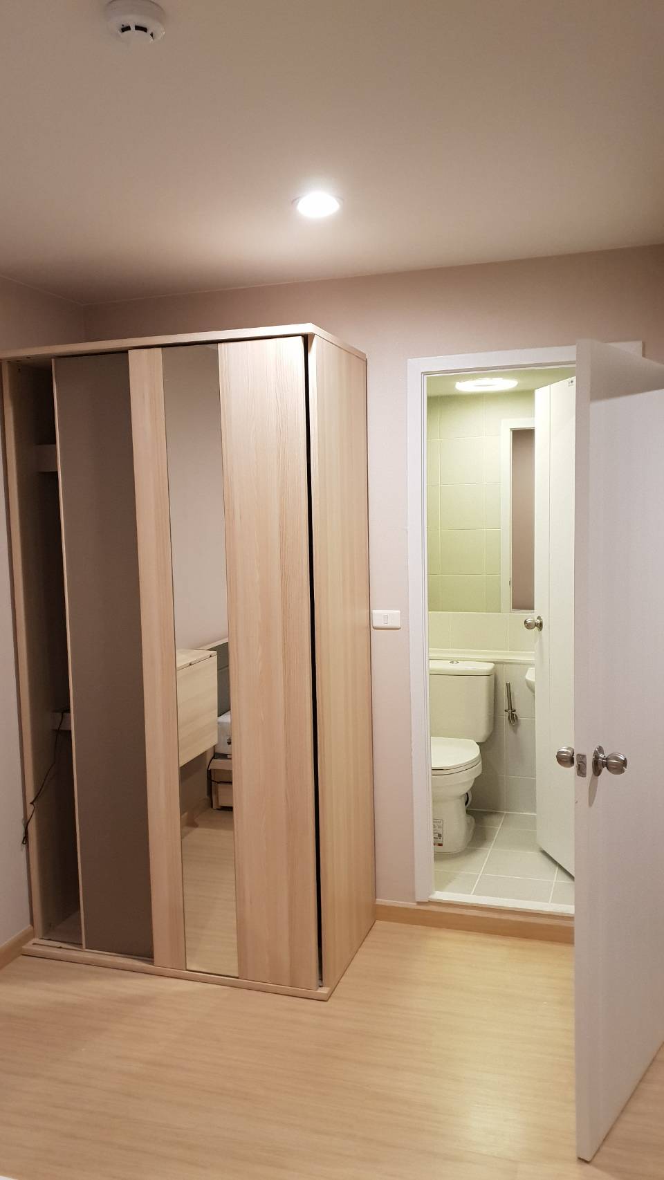 ให้เช่าคอนโด The Tree Onnut Station (เดอะทรี อ่อนนุช สเตชั่น สุขุมวิท 54 ) 1 ห้องนอน 1 ห้องน้ำ