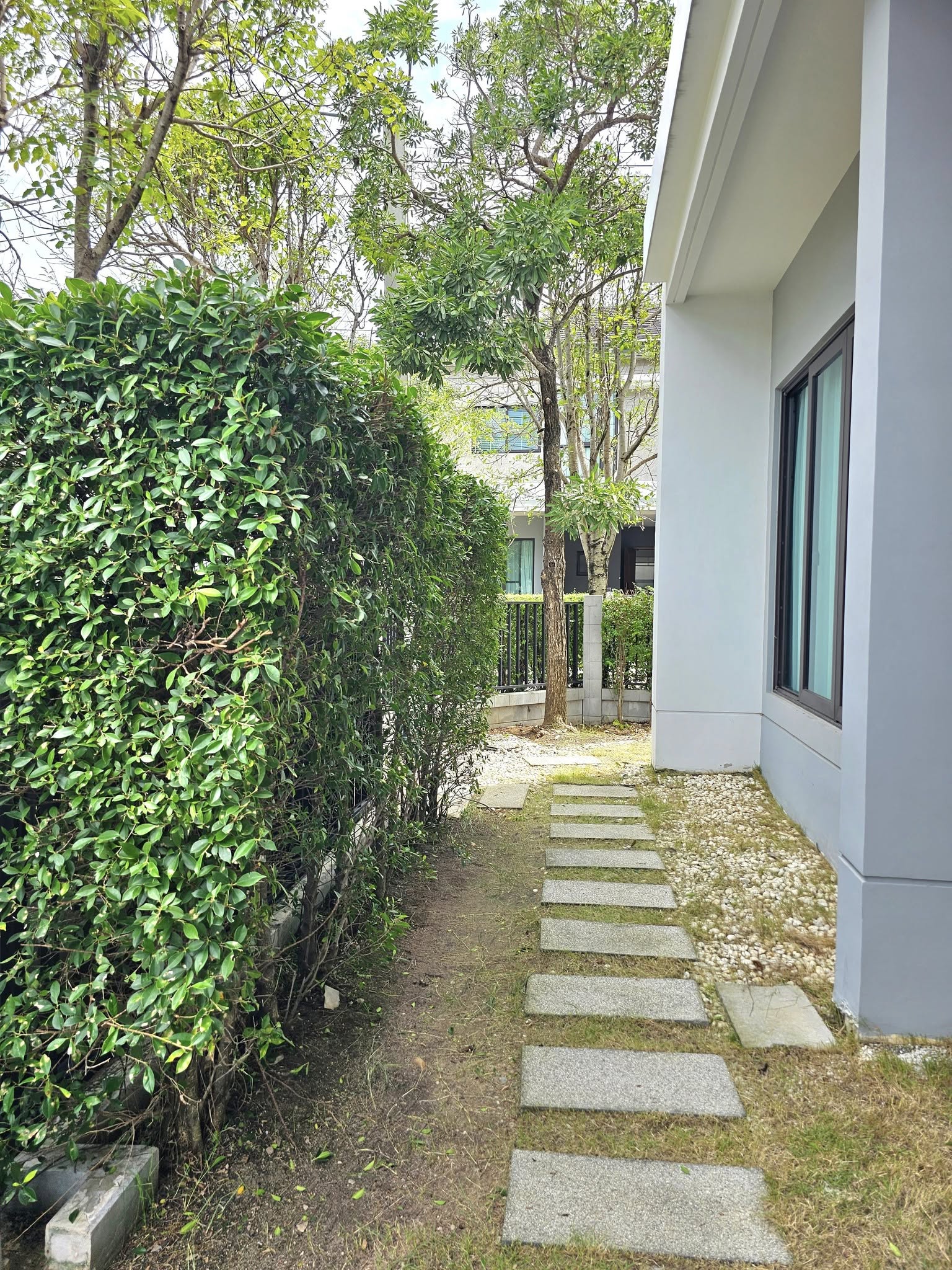 ให้เช่า บ้านเดี่ยวสองชั้น หมู่บ้านเดอะซิตี้ สะพาน-เจษฎาบดินทร์ (The City Saphan Jesadabodin) ค่าเช่าเพียง 110,000 บาท/เดือน