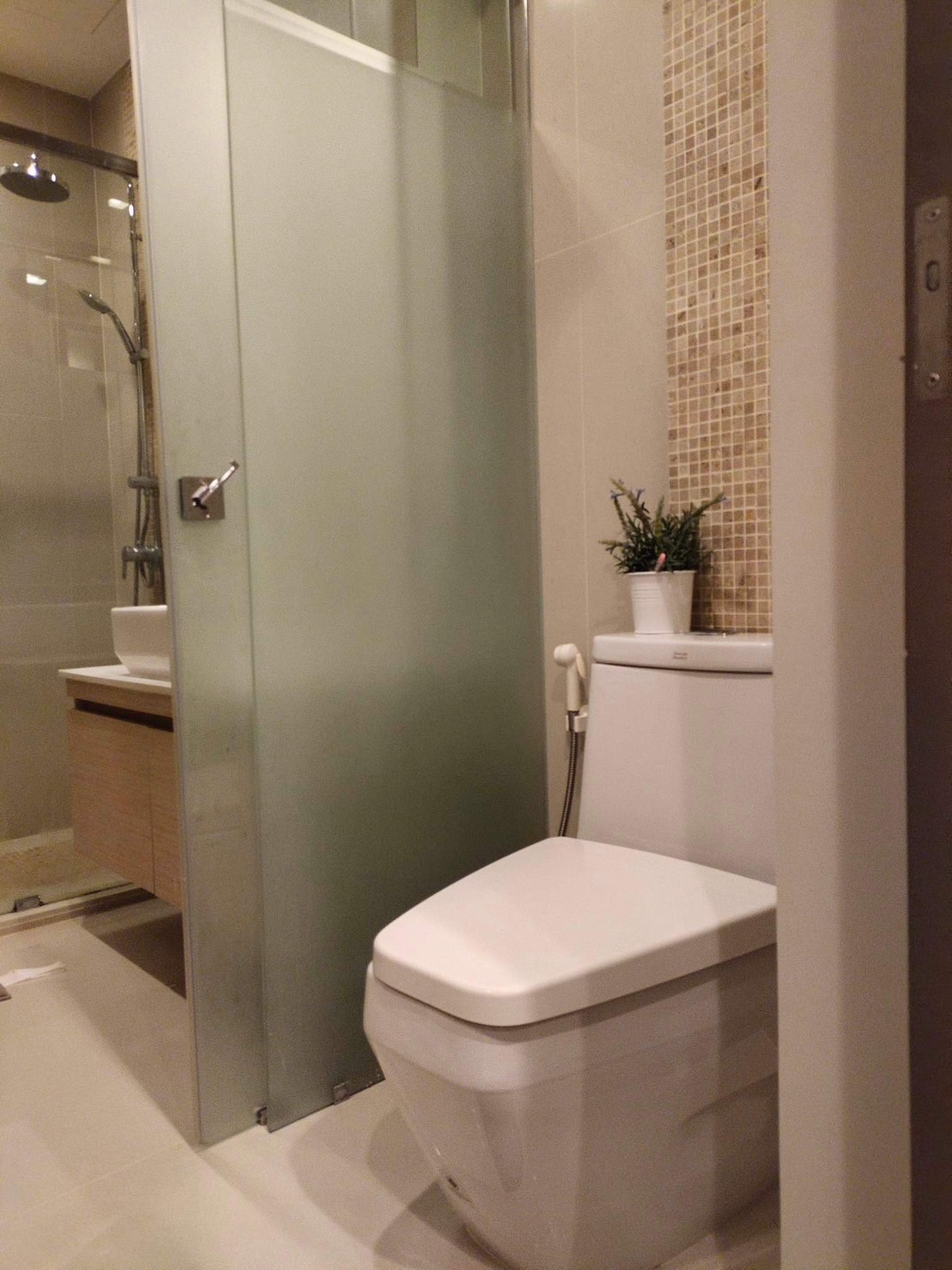 ขาย / เช่า คอนโด Q Asoke (คิว อโศก) 1 ห้องนอน 1 ห้องน้ำ ขนาด 37 ตรม ชั้น 10 ห้อง 1678/25 ห้องตกแต่งครบพร้อมอยุ่ ราคาเช่า 22000 บาท