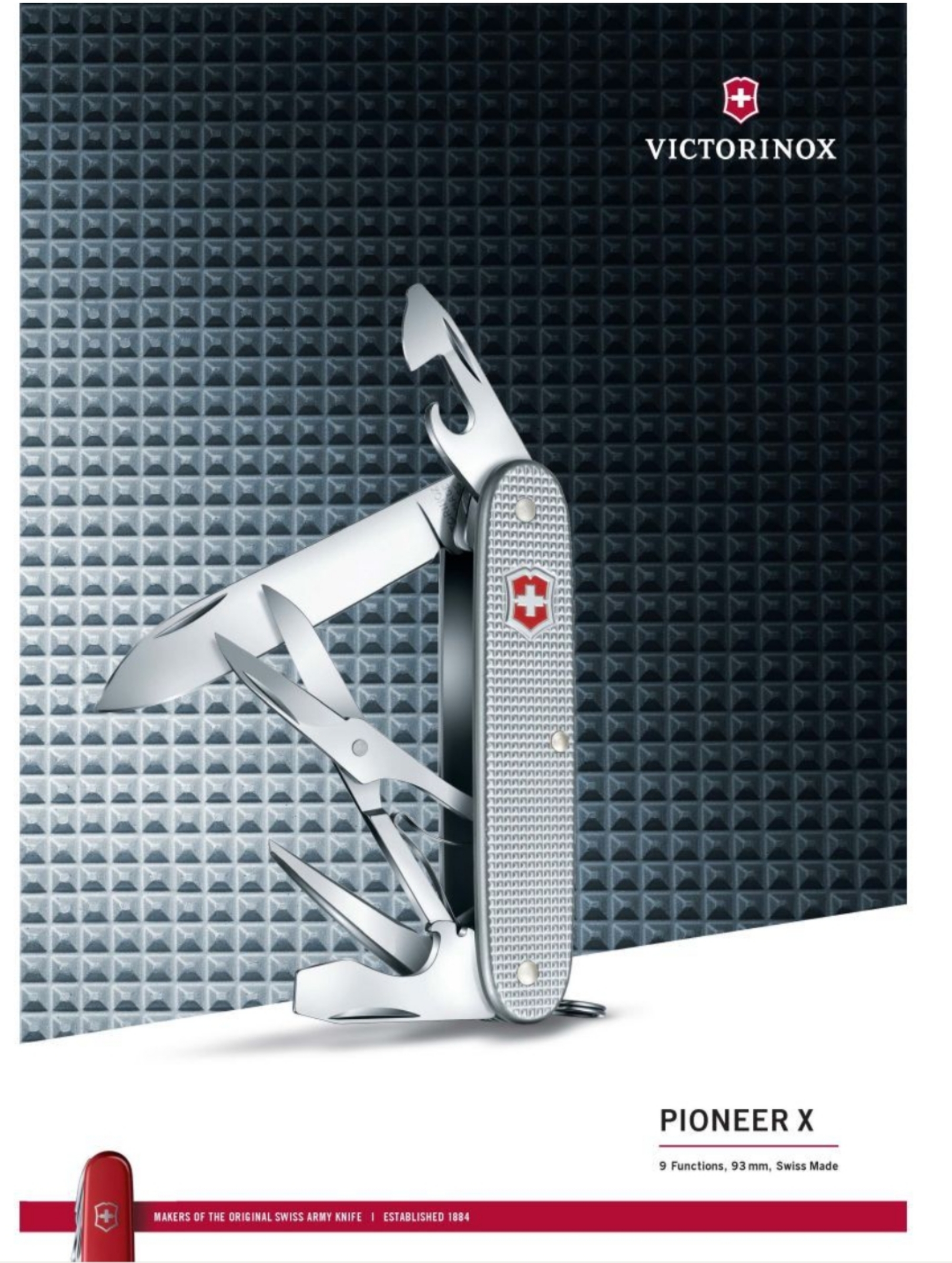 Victorinox Pioneer X Alox in silver - 0.8231.26